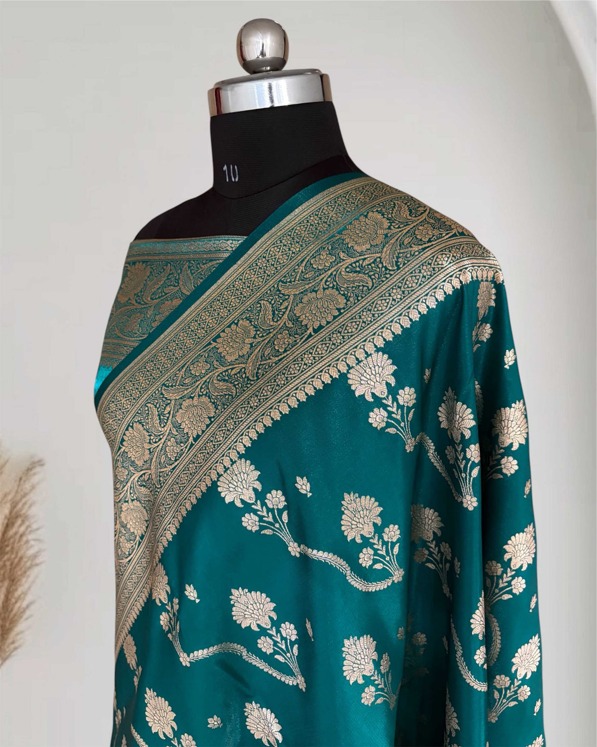 Rama Green Fancy Satin Silk Banarasi Saree – Tircha Jaal