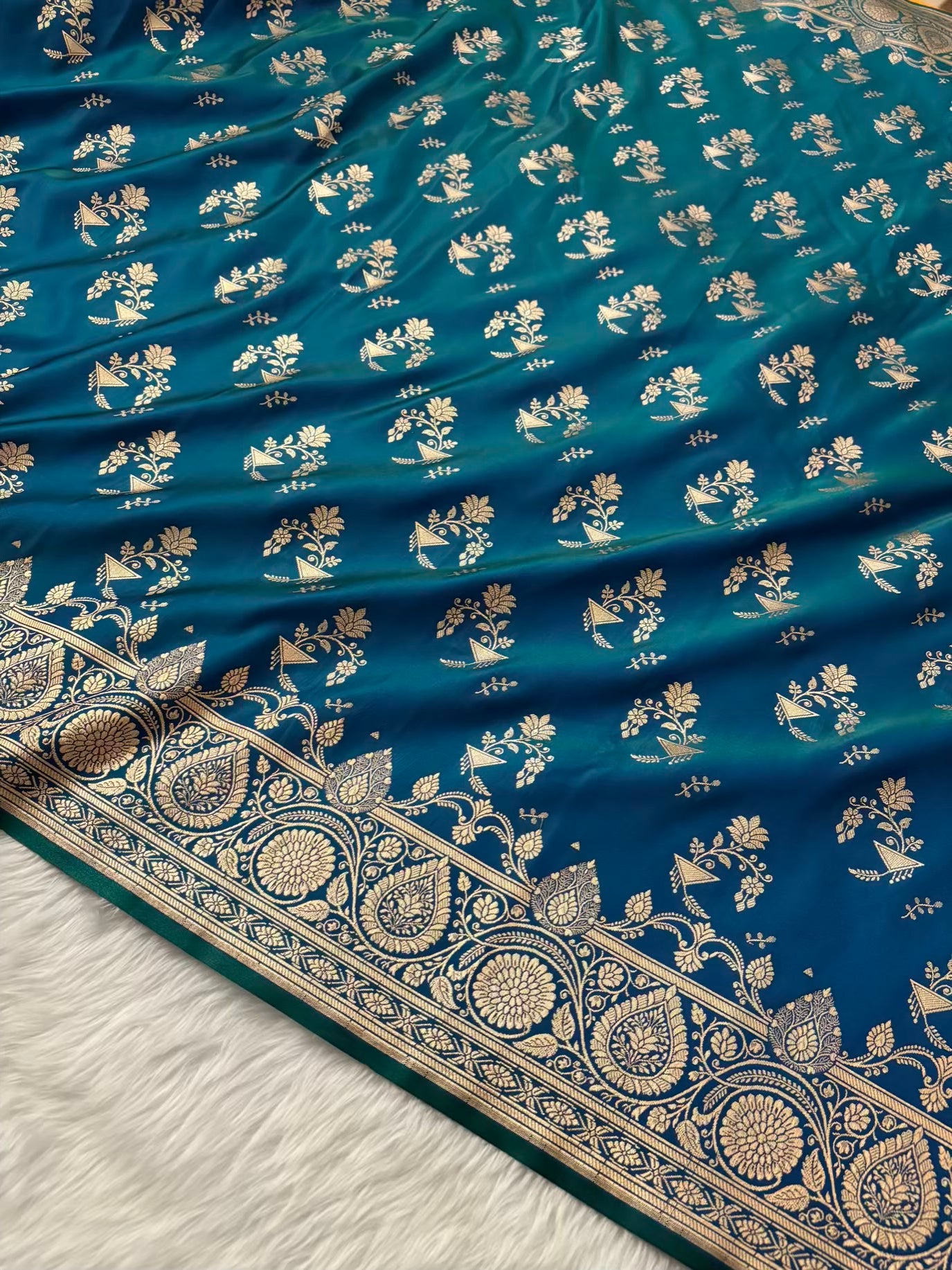 Peacock Shaded Fancy Motif Satin Silk Banarasi Saree