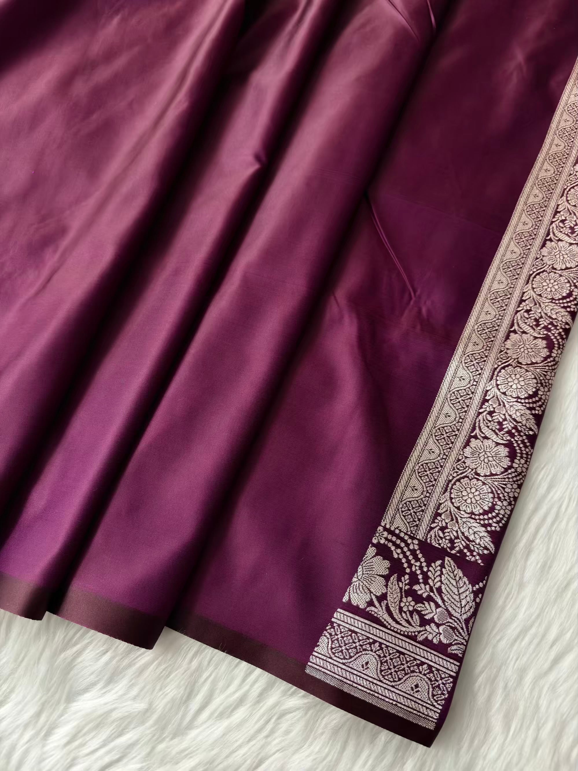 Magenta Soft Kataan Silk Motif Banarasi Saree In Silver Zari