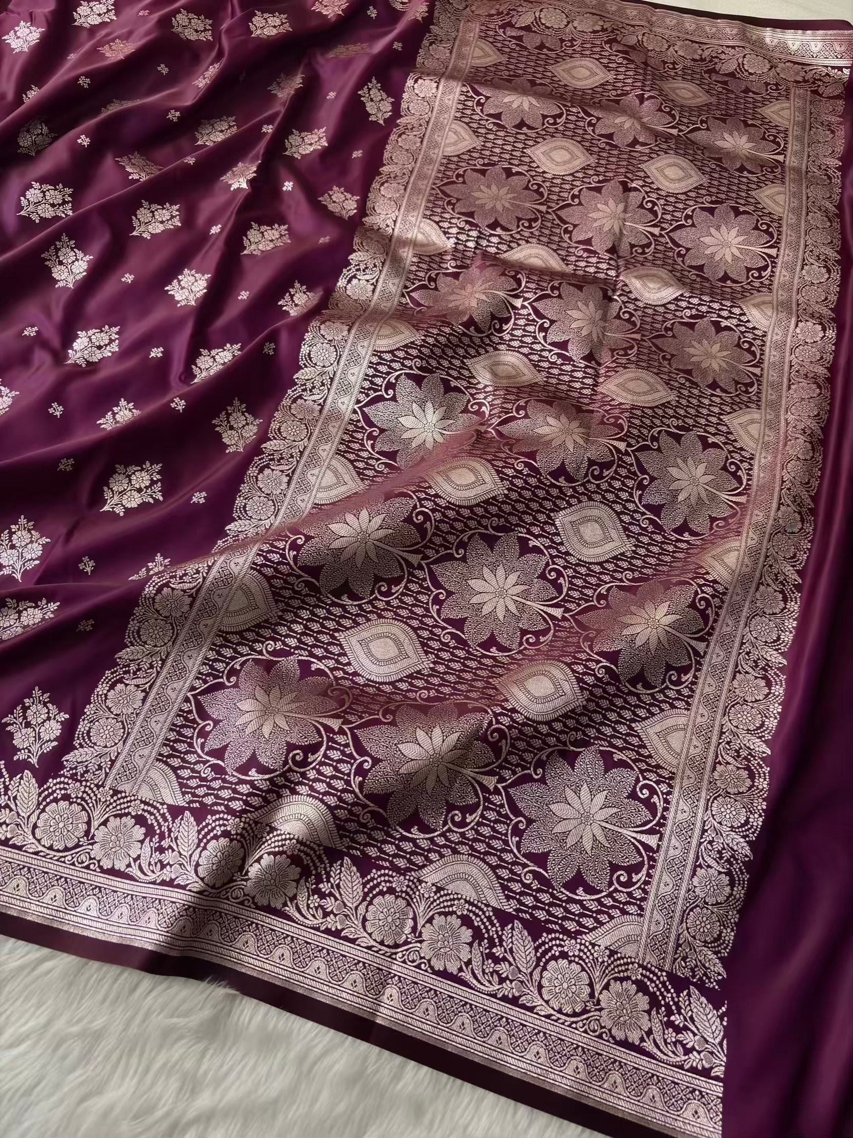 Magenta Soft Kataan Silk Motif Banarasi Saree In Silver Zari