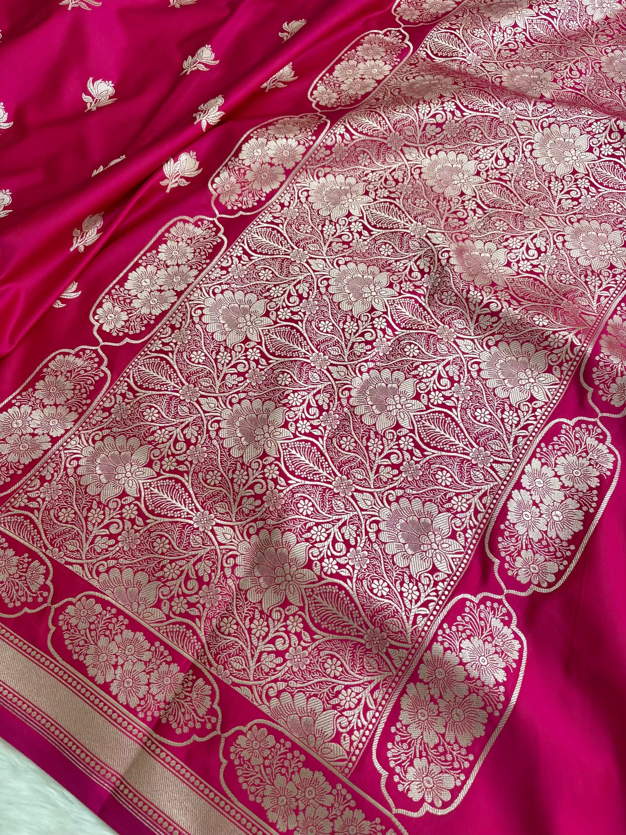 Rani Pink With Red Shaded Soft Kataan Silk Banarasi Saree