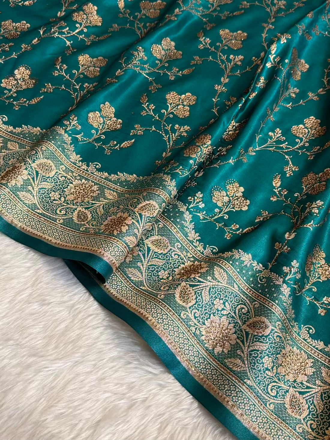 Rama Green With Swarovski Stone Work Jaal Pattern Satin Silk Saree