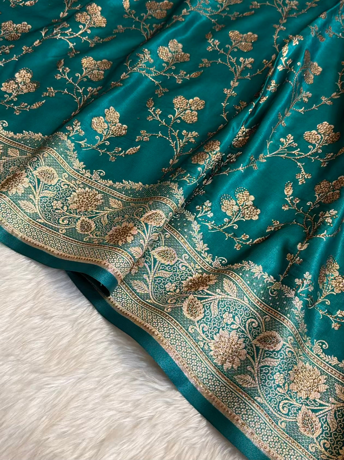 Rama Green With Swarovski Stone Work Jaal Pattern Satin Silk Saree