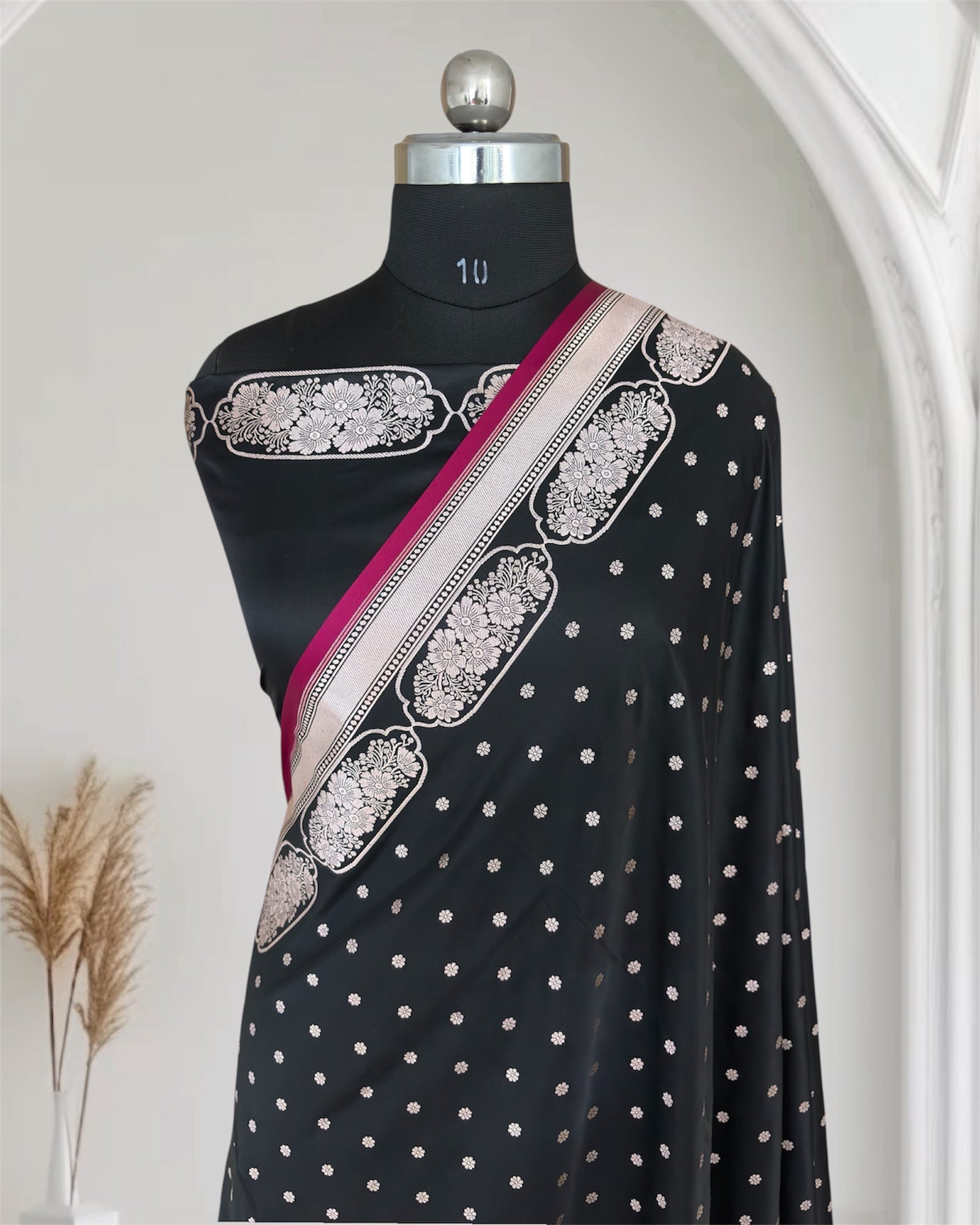 Black Soft Kataan Silk Banarasi Saree In Rose Gold Zari
