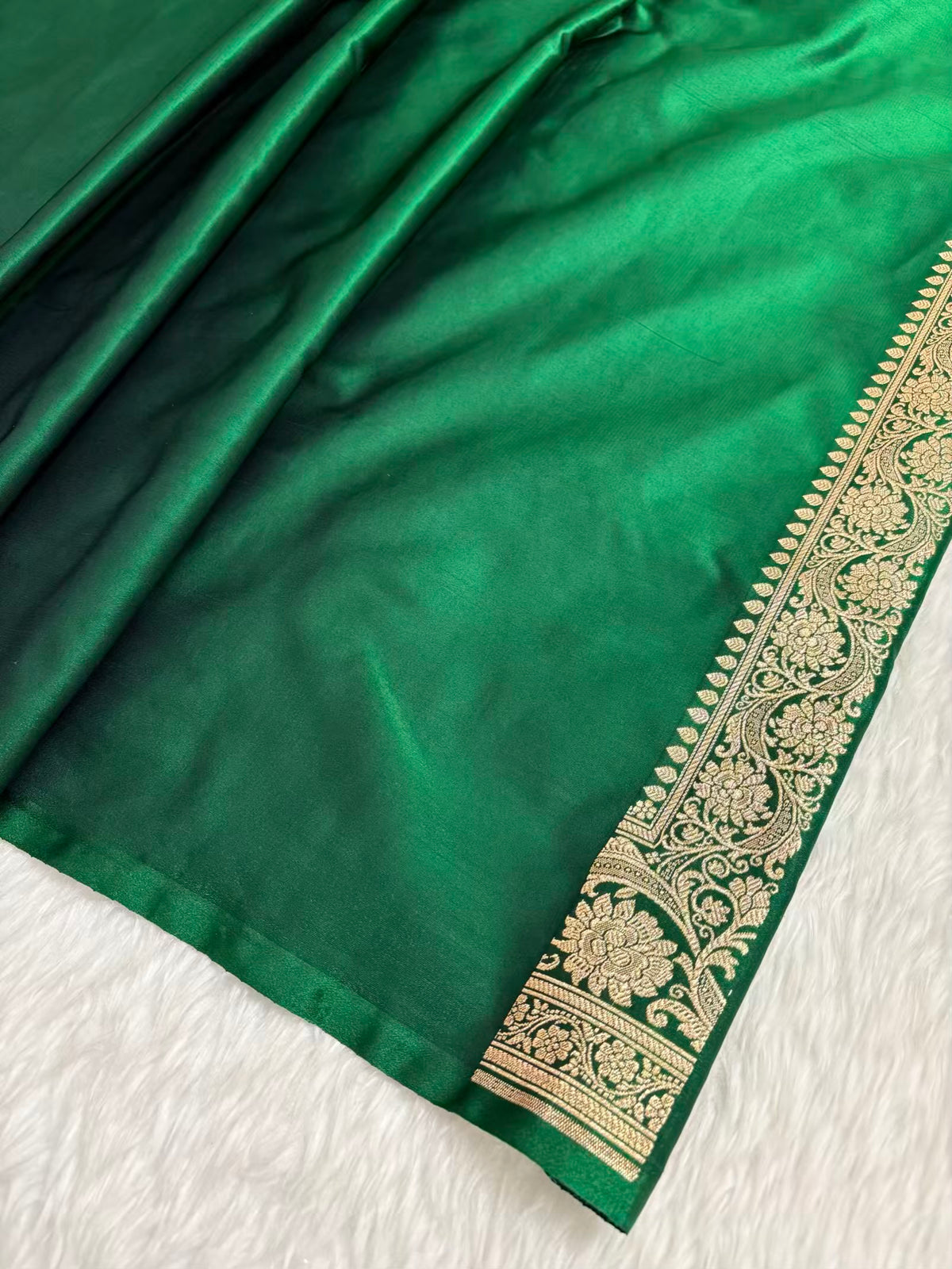 Heavy Jaal Satin Silk Banarasi Saree Botel Green Shades