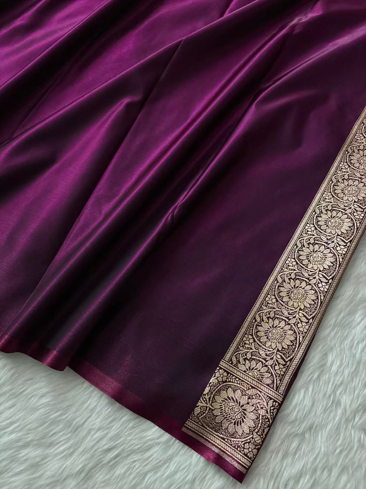 Purple Satin Silk Banarasi Saree Floral Swarna Latika Jaal