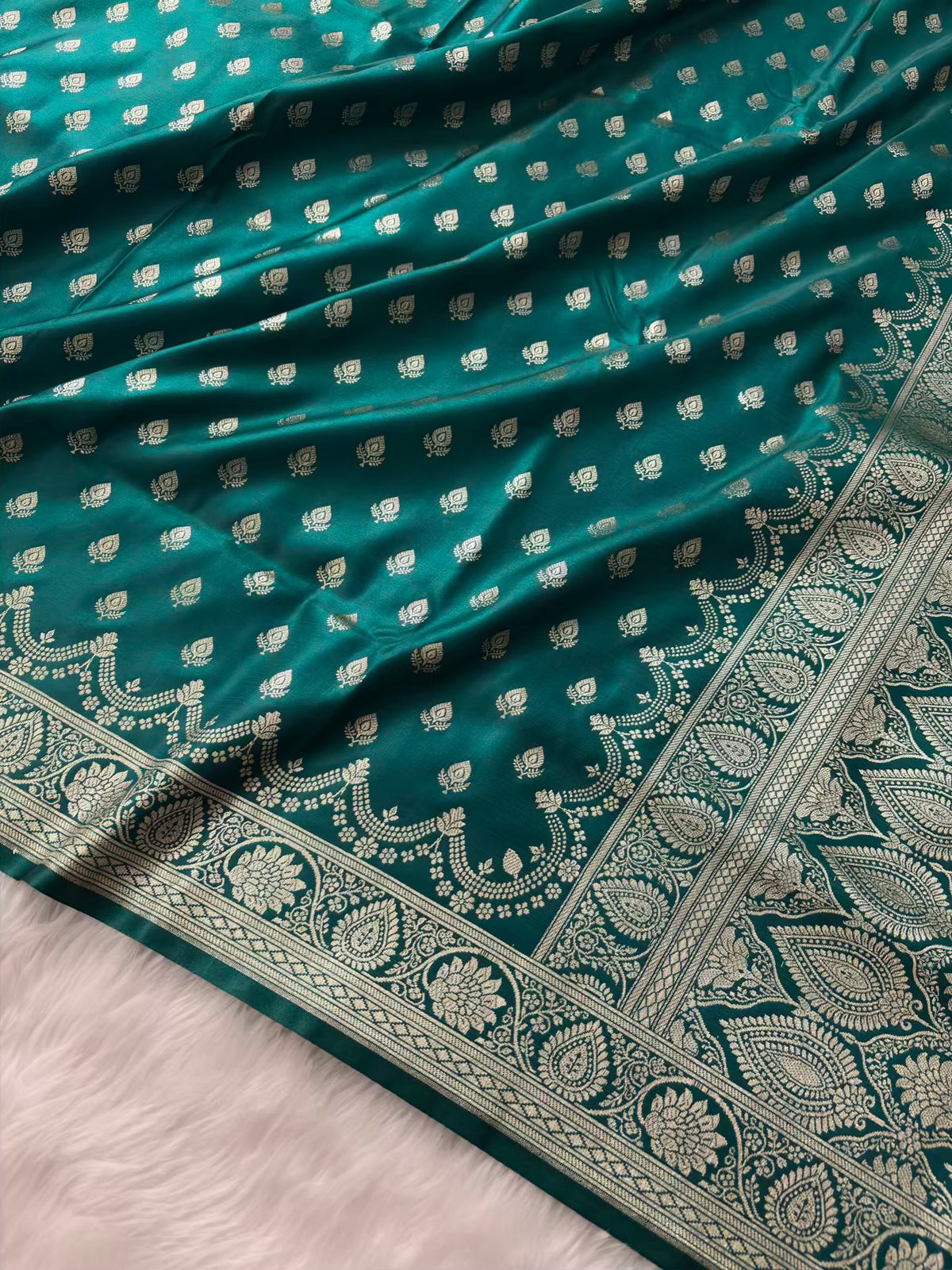 Rama Green Satin Silk Banarasi Saree Silver Motif