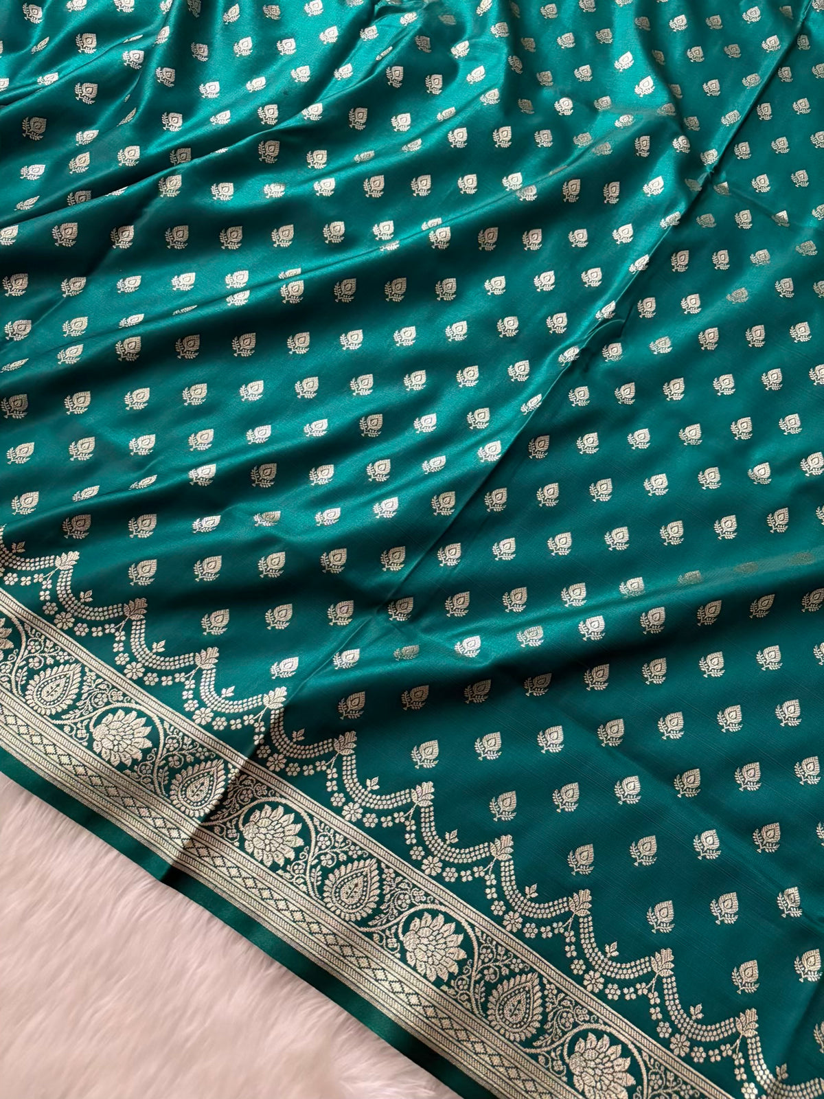 Rama Green Satin Silk Banarasi Saree Silver Motif