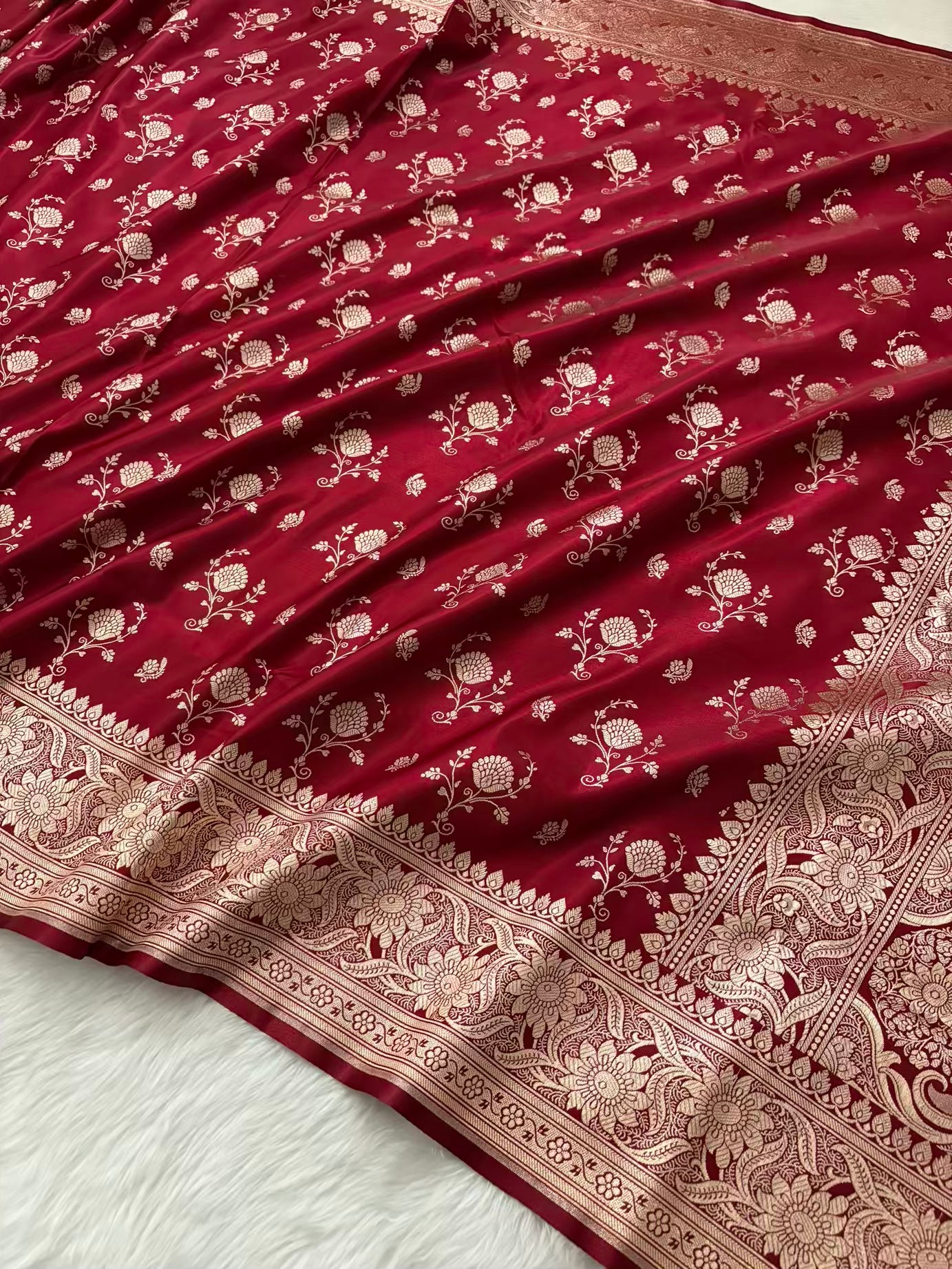 Maroon Floral Buti Satin Silk Banarasi Saree