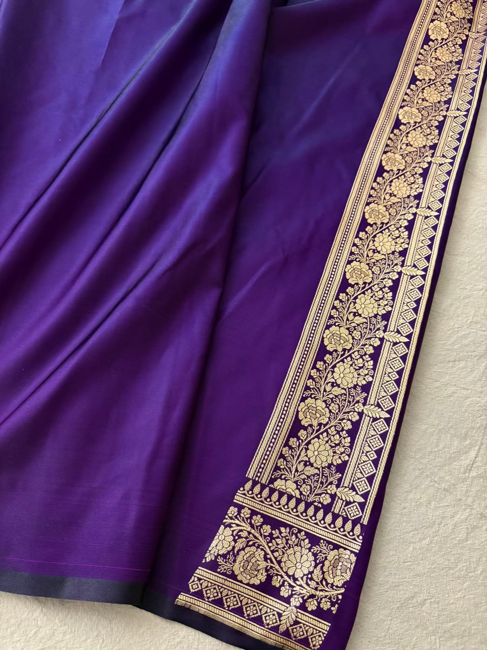 Baigni Satin Silk Banarasi Saree