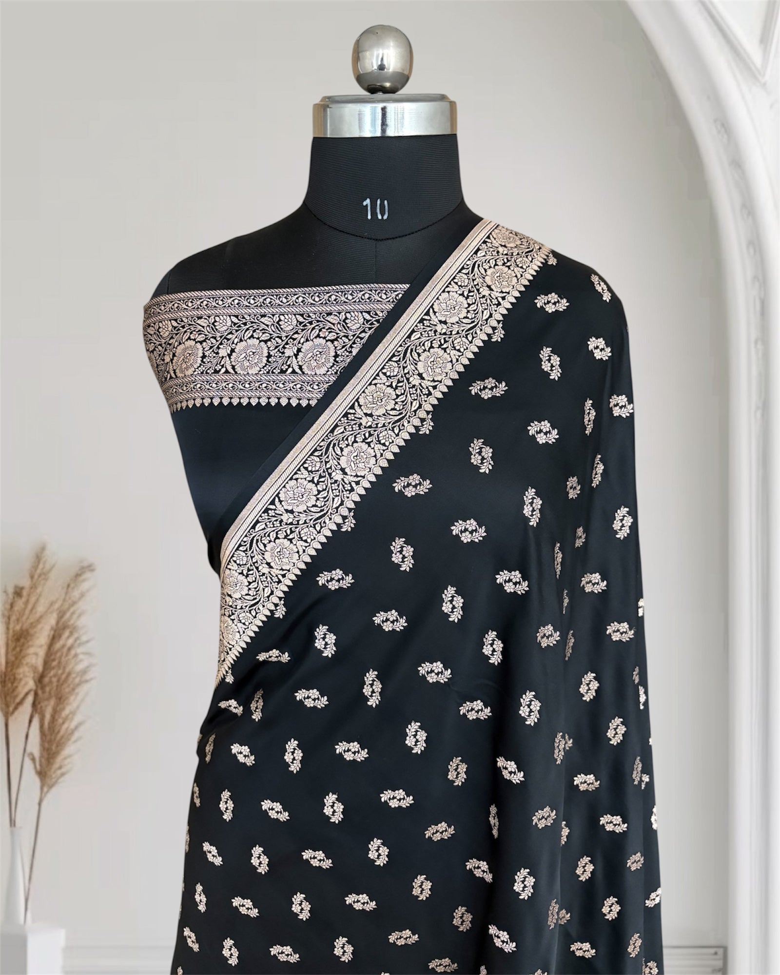 Black Star Motif Soft Kataan Silk Banarasi Saree In Silver Zari