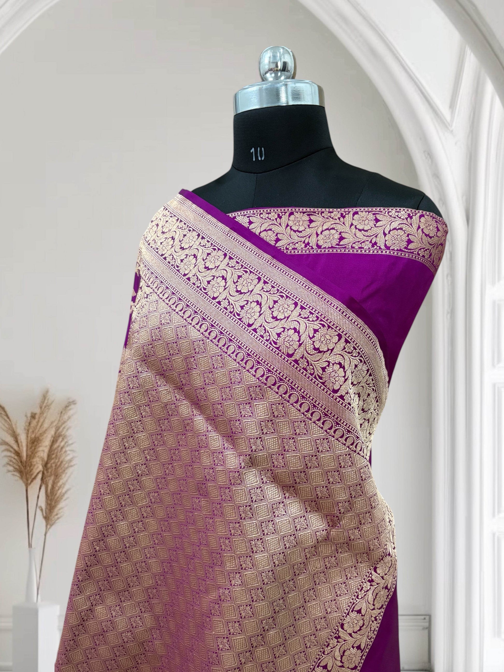 Wine Pure Kataan Silk Banarasi Saree with Simple Floral Jaal - Zohra Silk