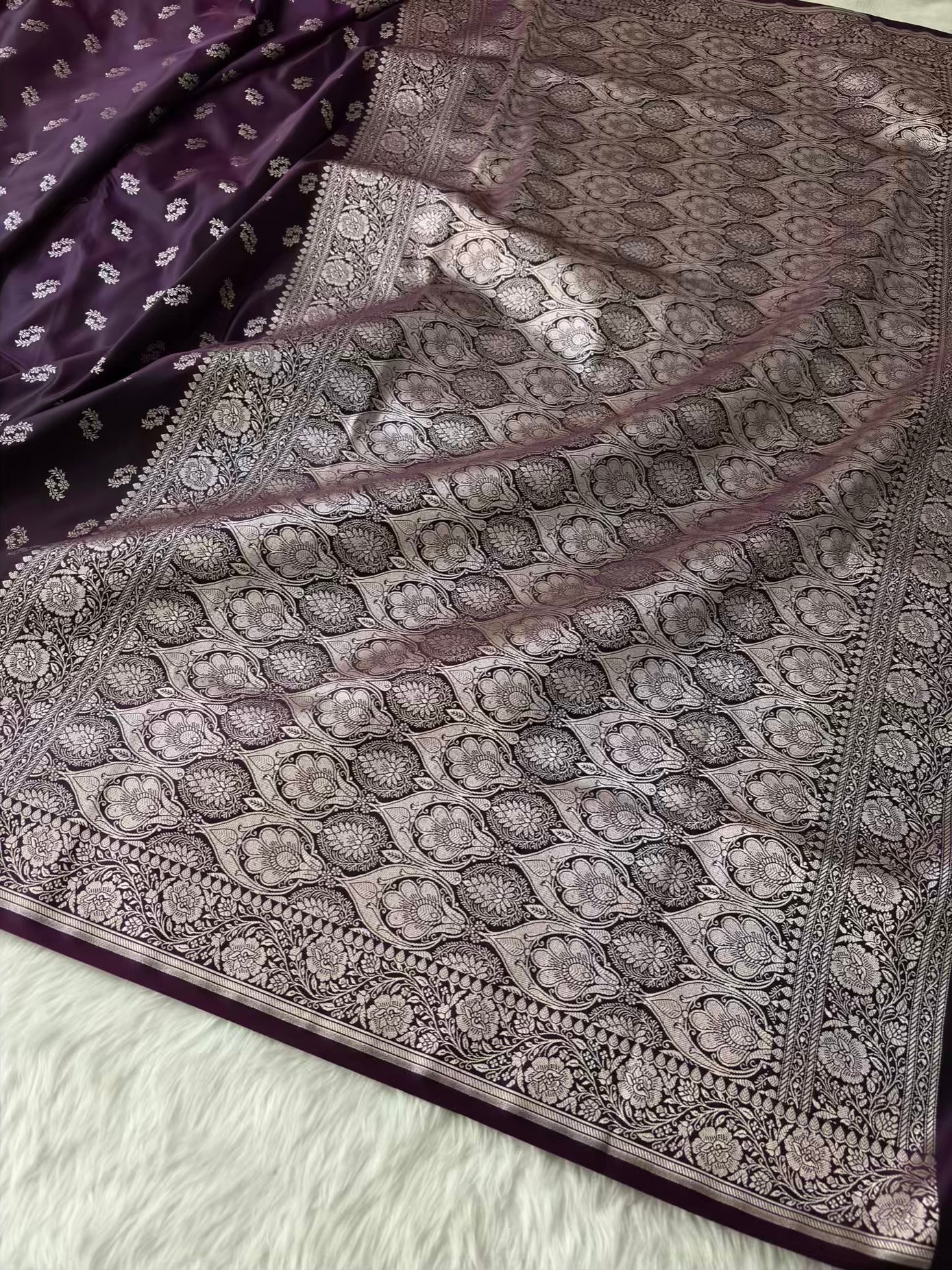 Deep Purple Star Motif Soft Kataan Silk Banarasi Saree In Silver Zari