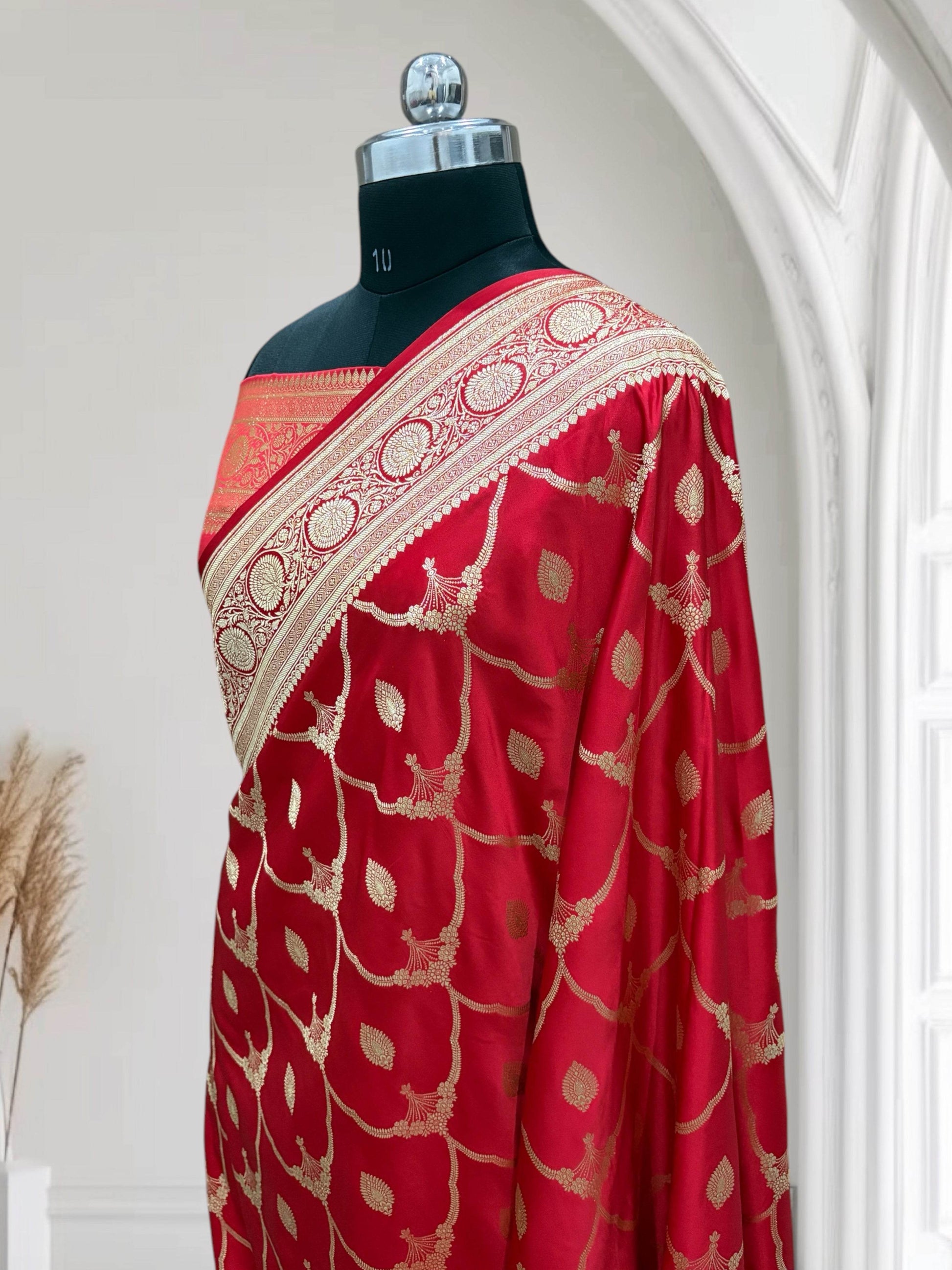 Red Beads Mashru Silk Saree - Zohra Silk