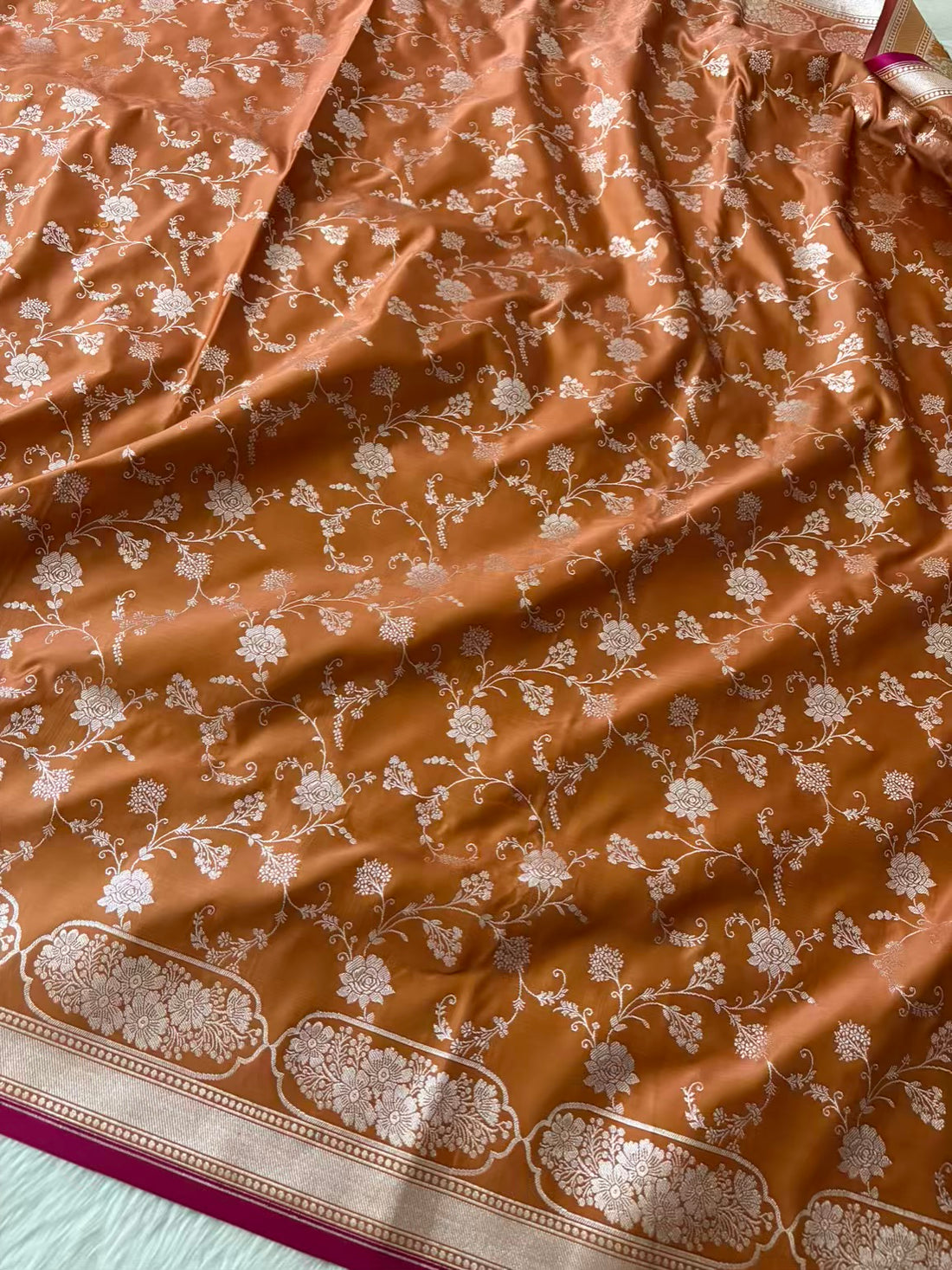 Tusser Soft Kataan Silk Banarasi Saree In Jaal Weaving