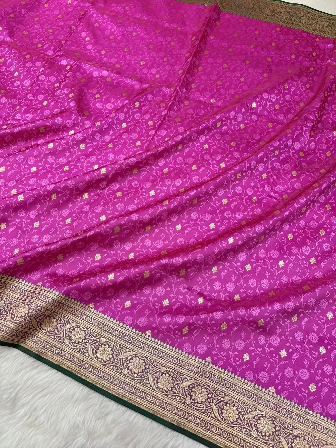 Pink & Green Satin Silk Banarasi Saree Tanchui Jaal