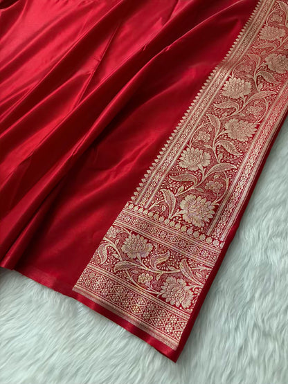 Red Satin Silk Banarasi Saree – Tircha Jaal