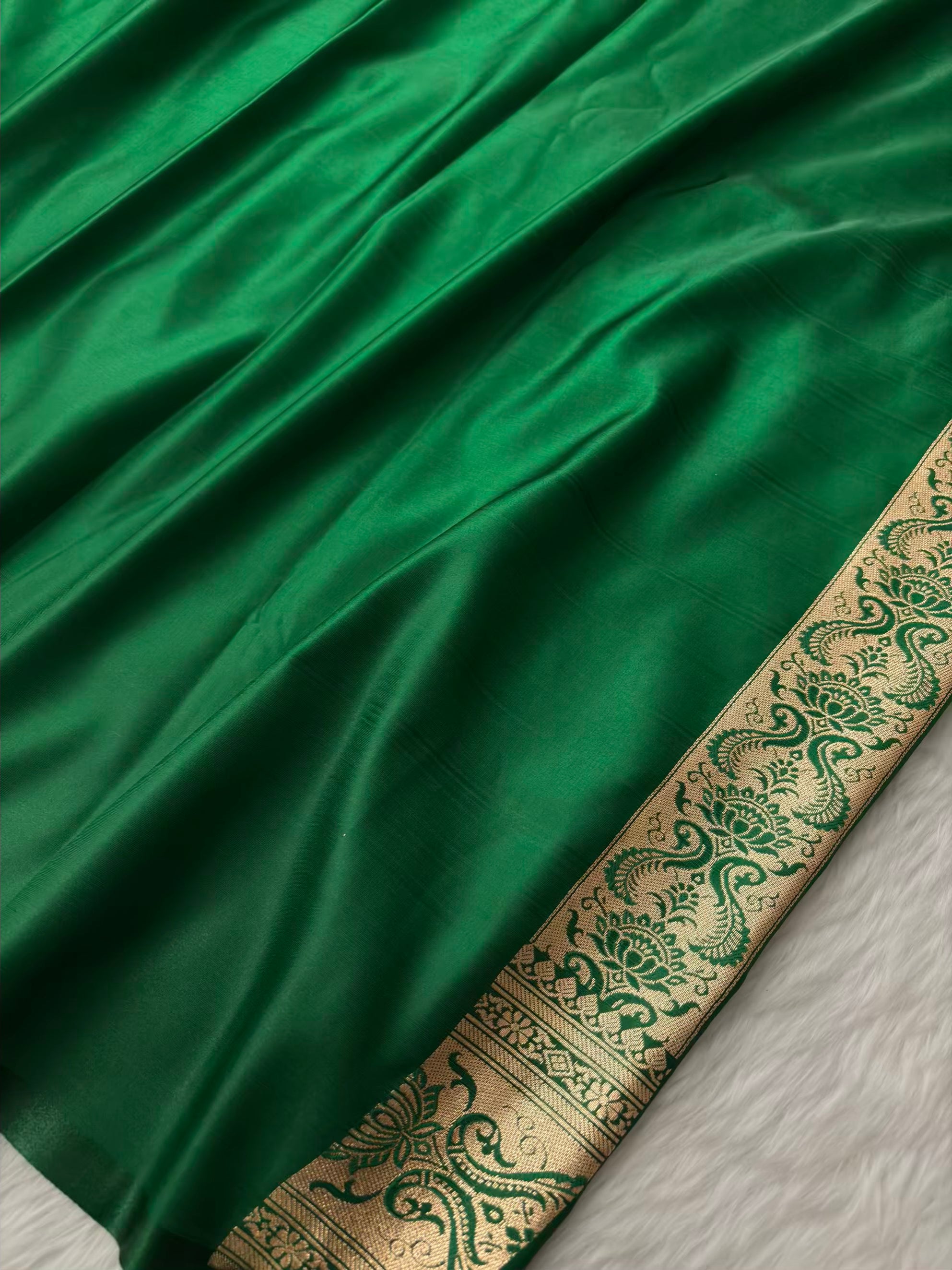 Dark Maroon With Green Contrast Satin Silk Banarasi Saree