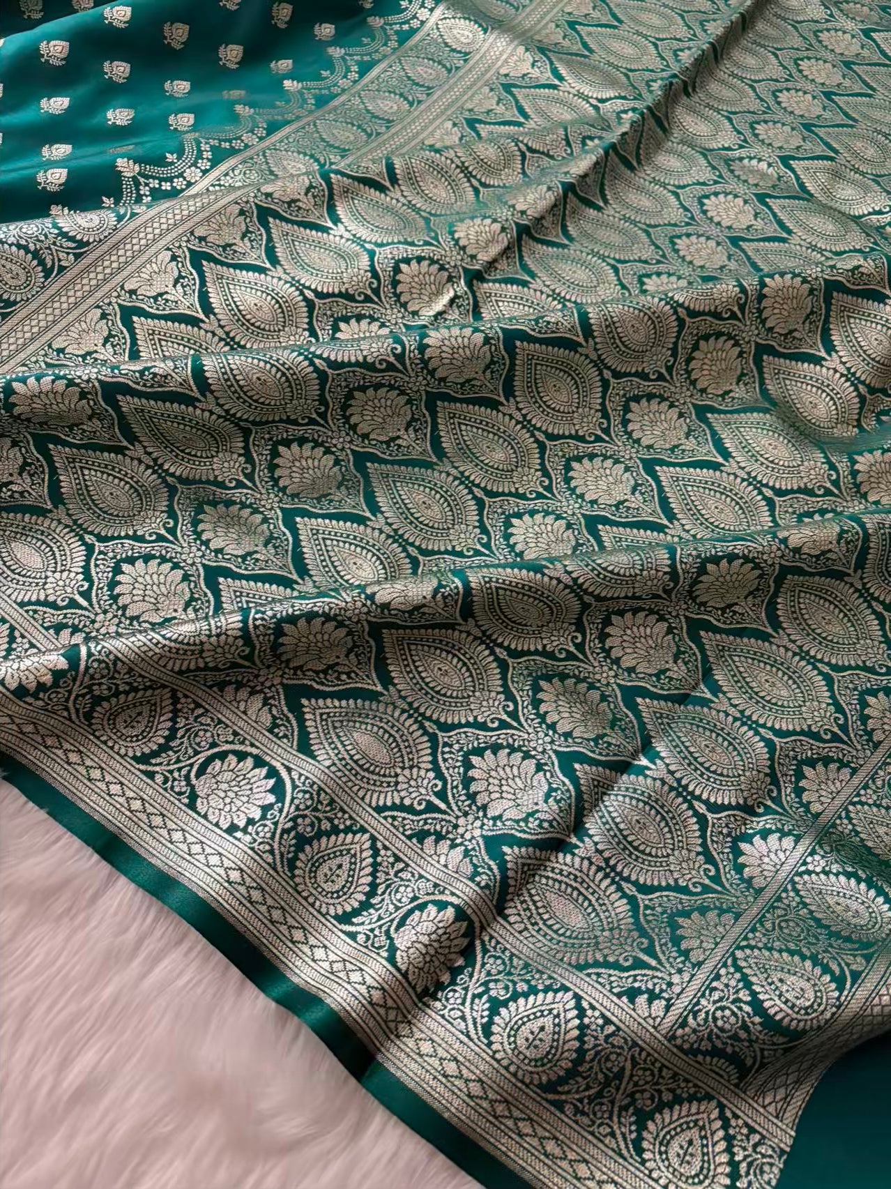 Rama Green Satin Silk Banarasi Saree Silver Motif