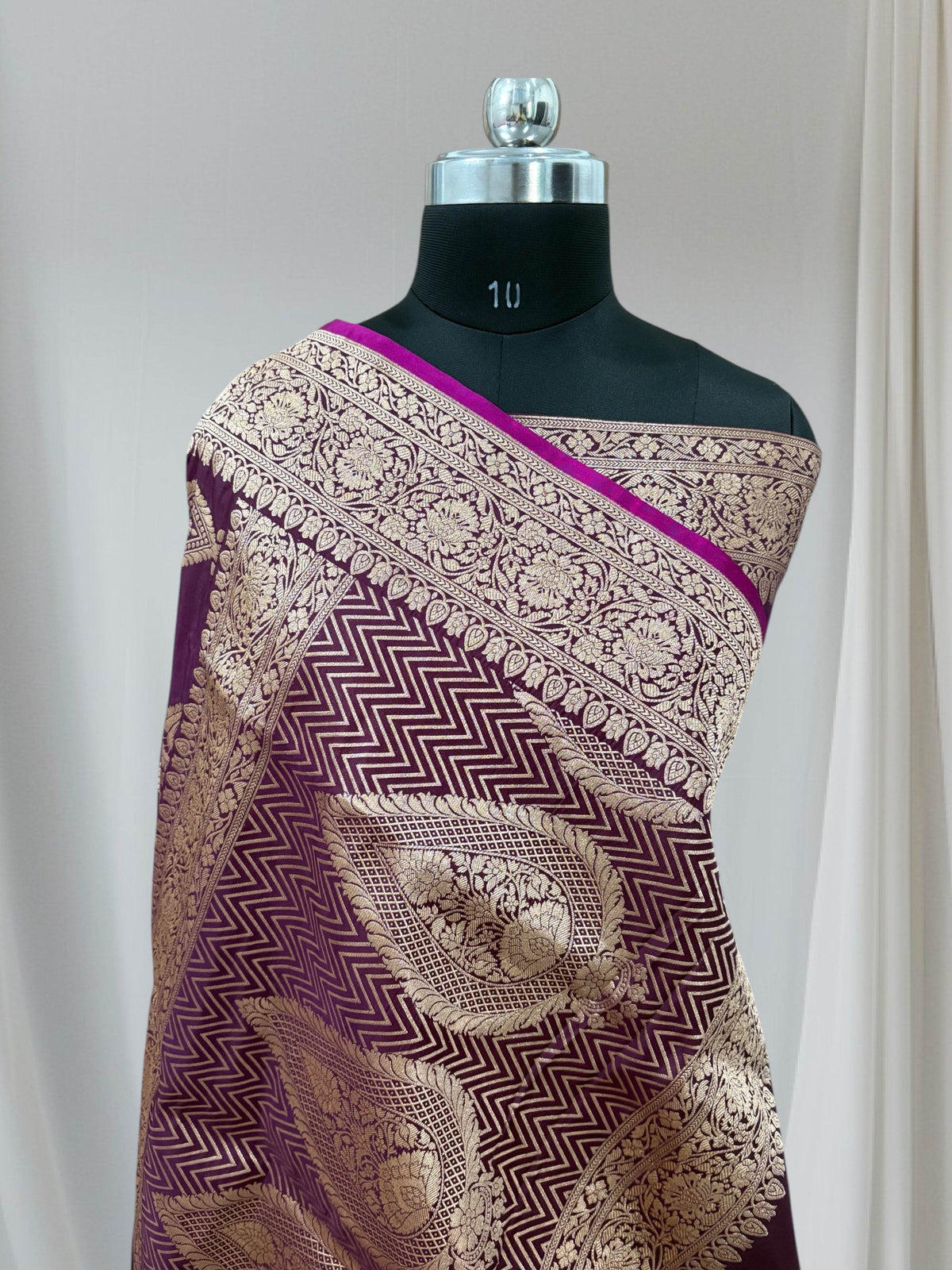 Garnet Kairi Buti Pure Kataan Silk Banarasi Saree - Zohra Silk