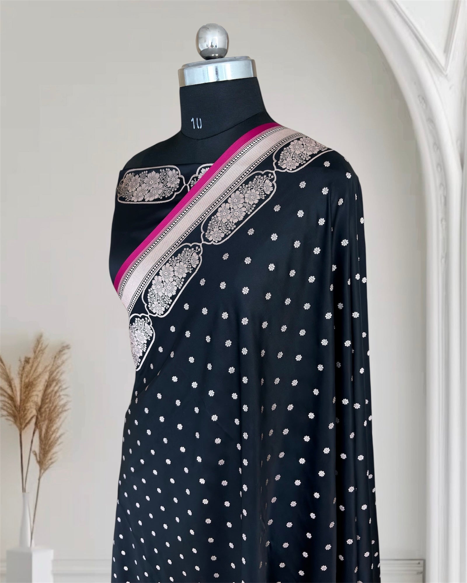 Black Soft Kataan Silk Banarasi Saree In Rose Gold Zari