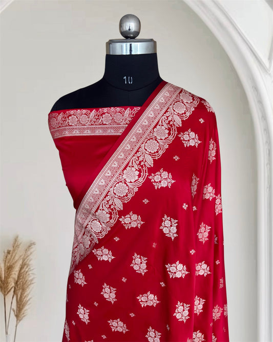 Red Soft Kataan Silk Motif Banarasi Saree In Silver Zari
