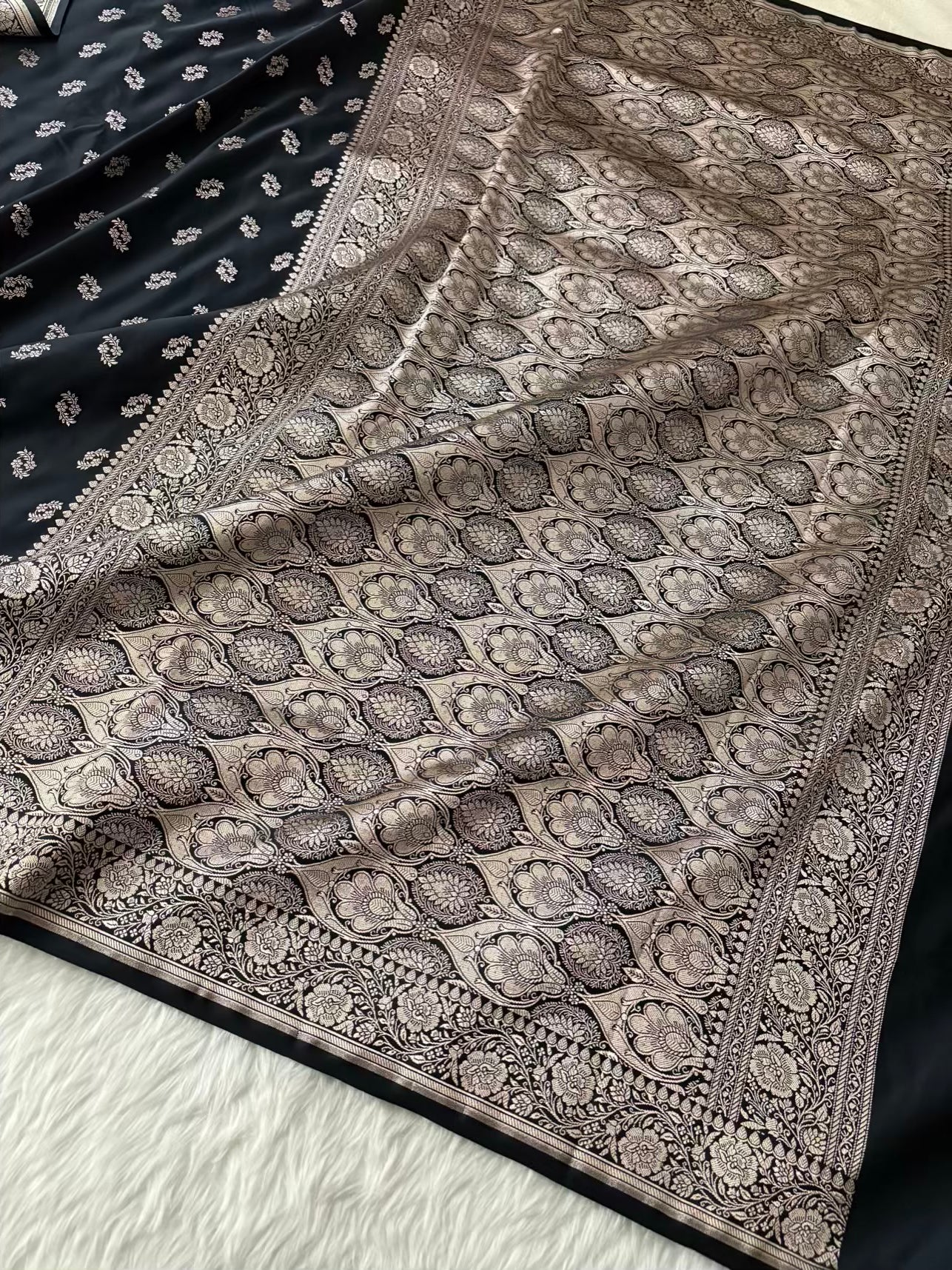 Black Star Motif Soft Kataan Silk Banarasi Saree In Silver Zari