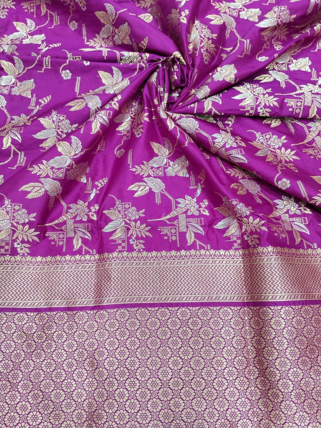 Magenta with Golden & Silver Zari Pure Silk Banarasi Sare - Zohra Silk