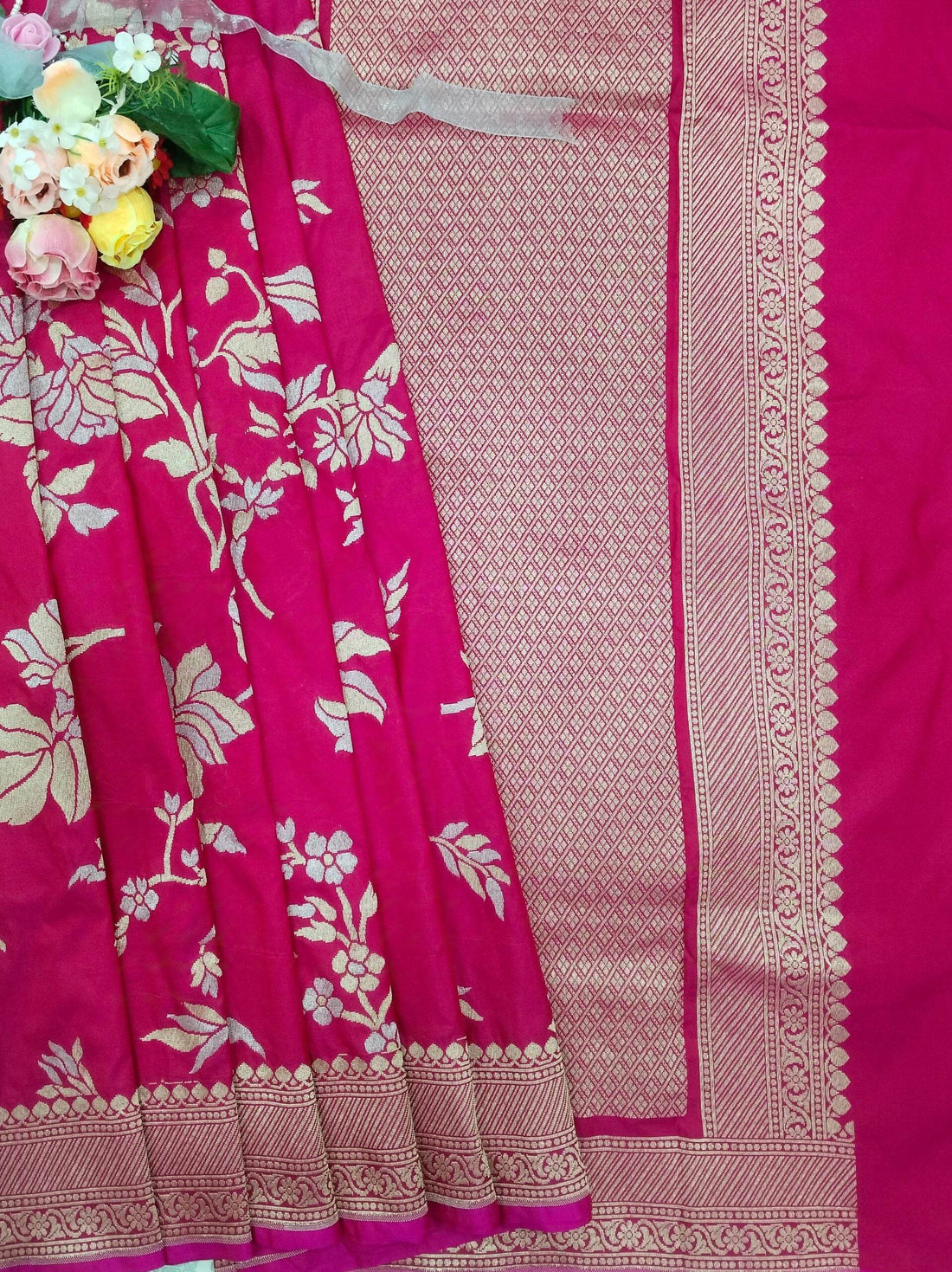 Pink with Red Tone Zari Work Pure Silk Banarasi Saree - Zohra Silk