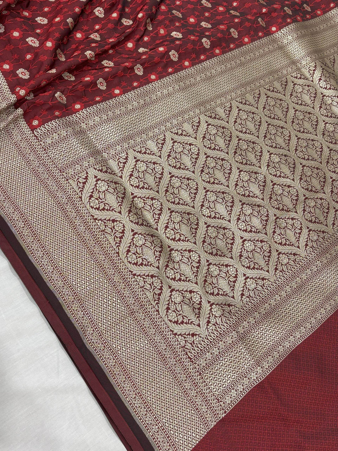 Maroon Butique Golden Zari Silk Saree - Zohra Silk