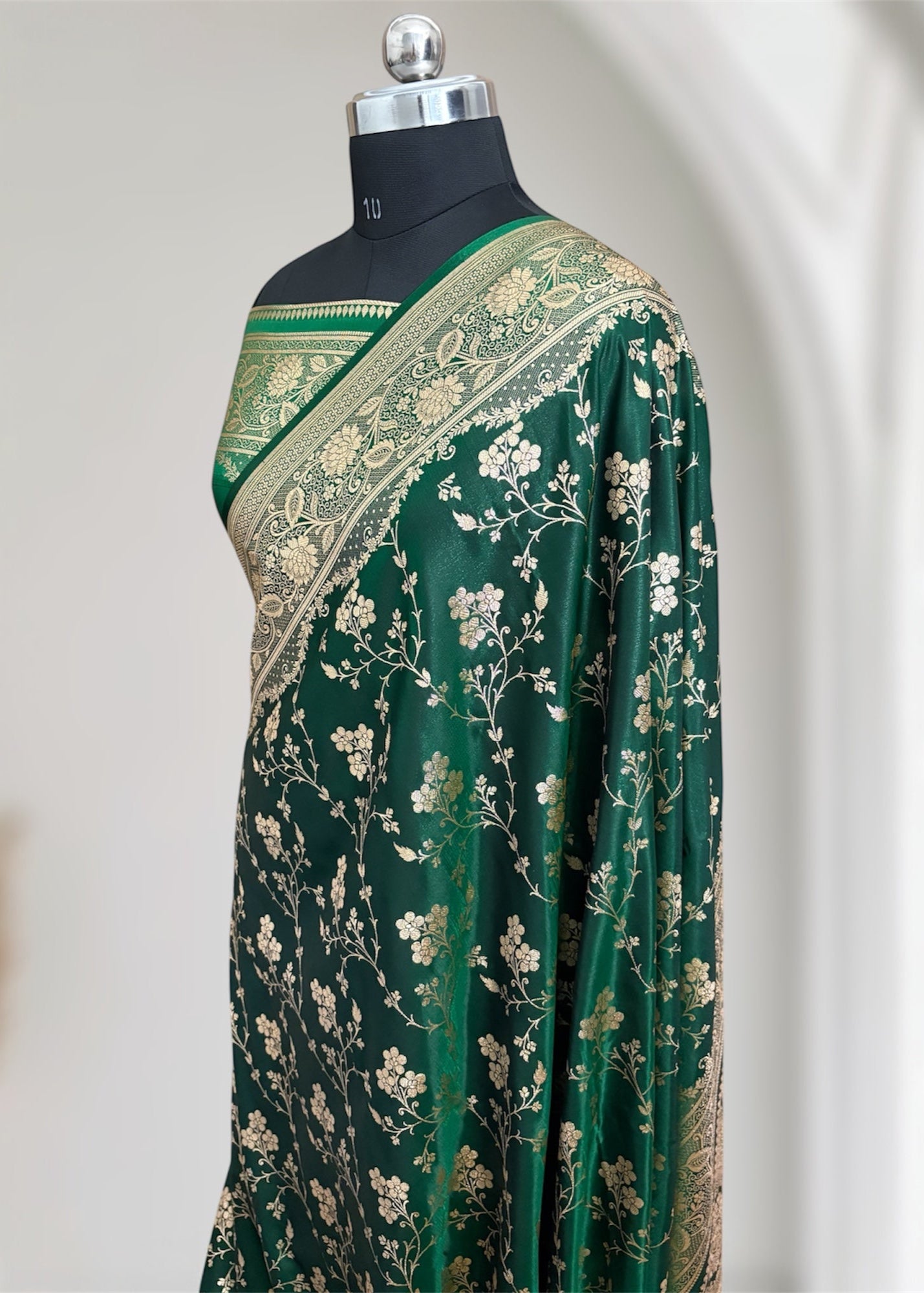 Botel Green Dual Tone Satin Silk Banarasi Saree in Jaal Pattern