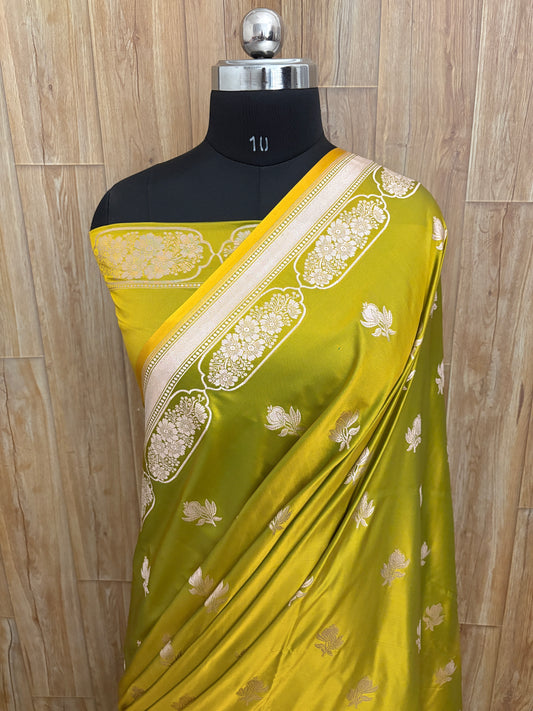 Mehdi Dual-Tone Mashru Silk Banarasi Saree – Buti Design