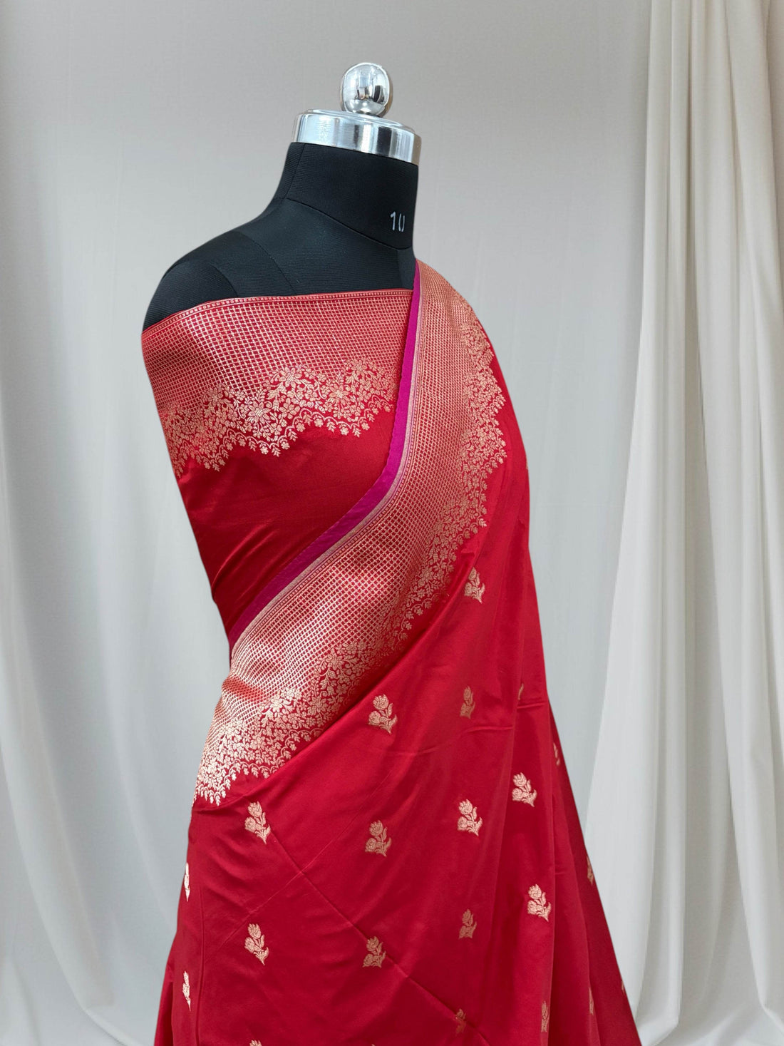 Red Pure Kataan Silk Banarasi Saree - Zohra Silk