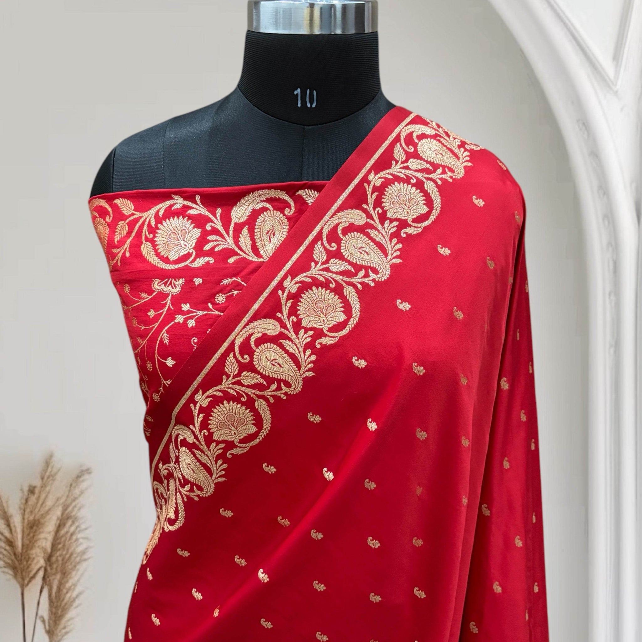 Red Long Kairi Mahru Silk Saree - Zohra Silk