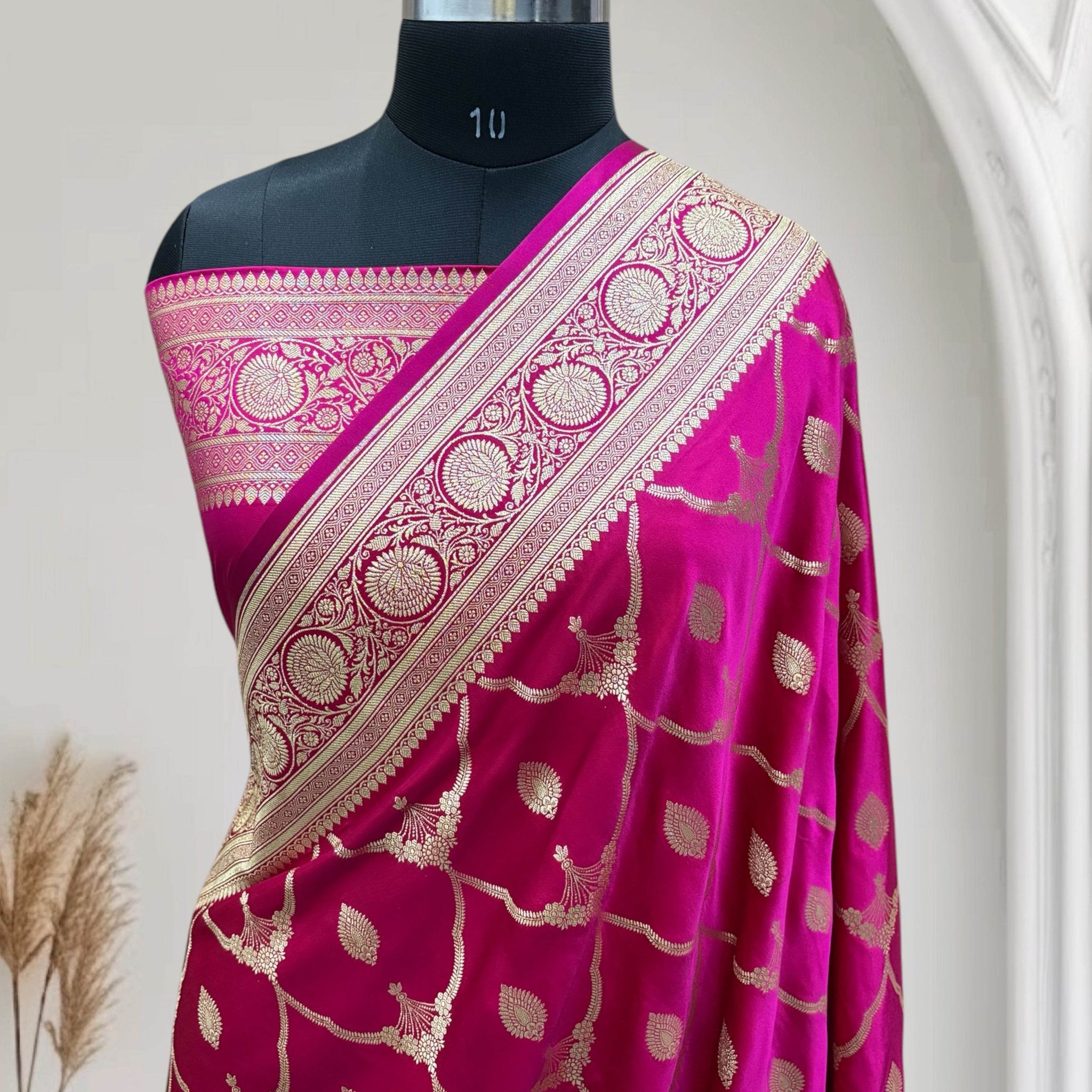 Dual Tone Rani Beads With Red Shaded - Zohra Silk