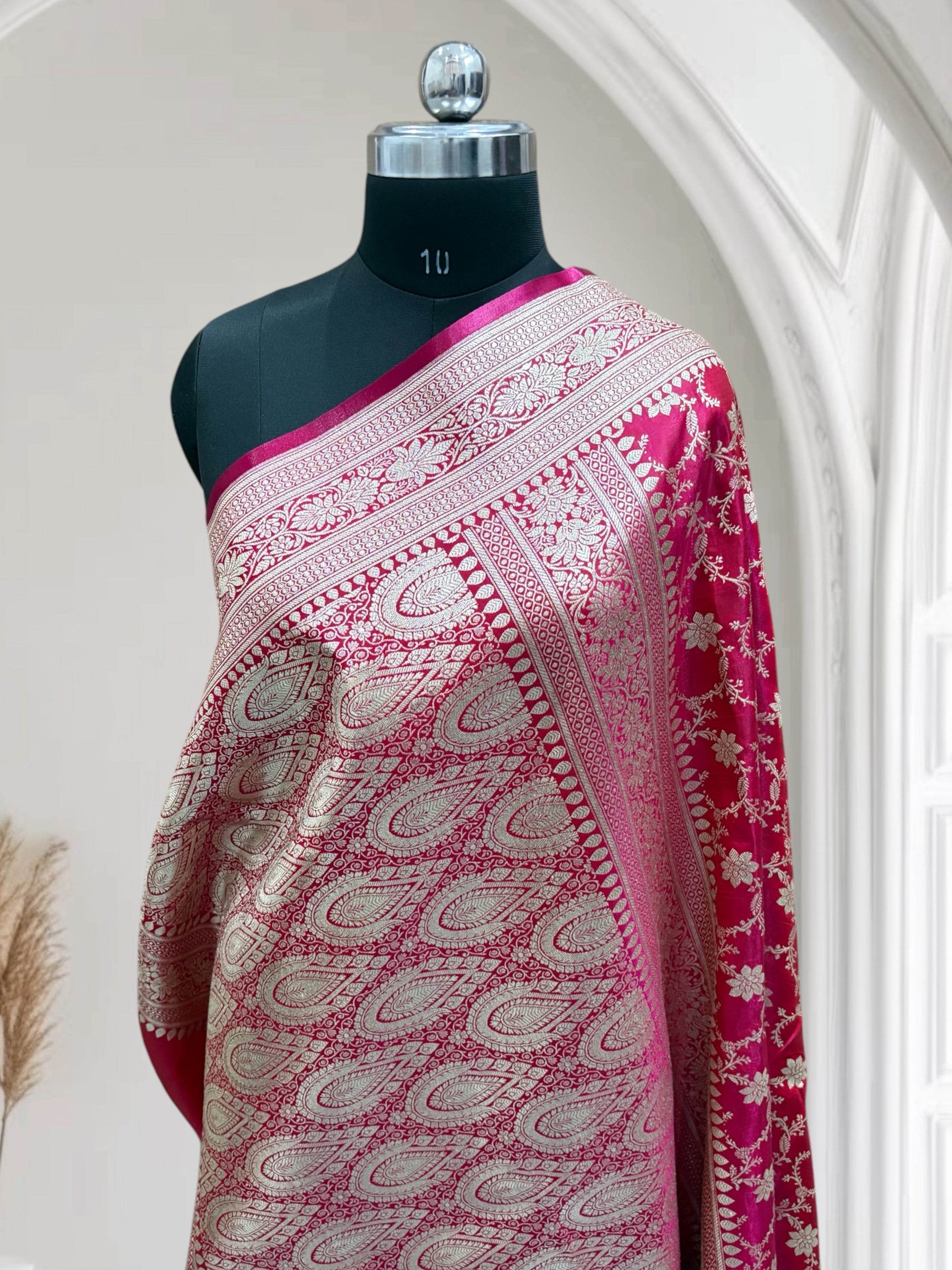 Dual Tone Jaal Pattern Satin Silk Saree - Zohra Silk