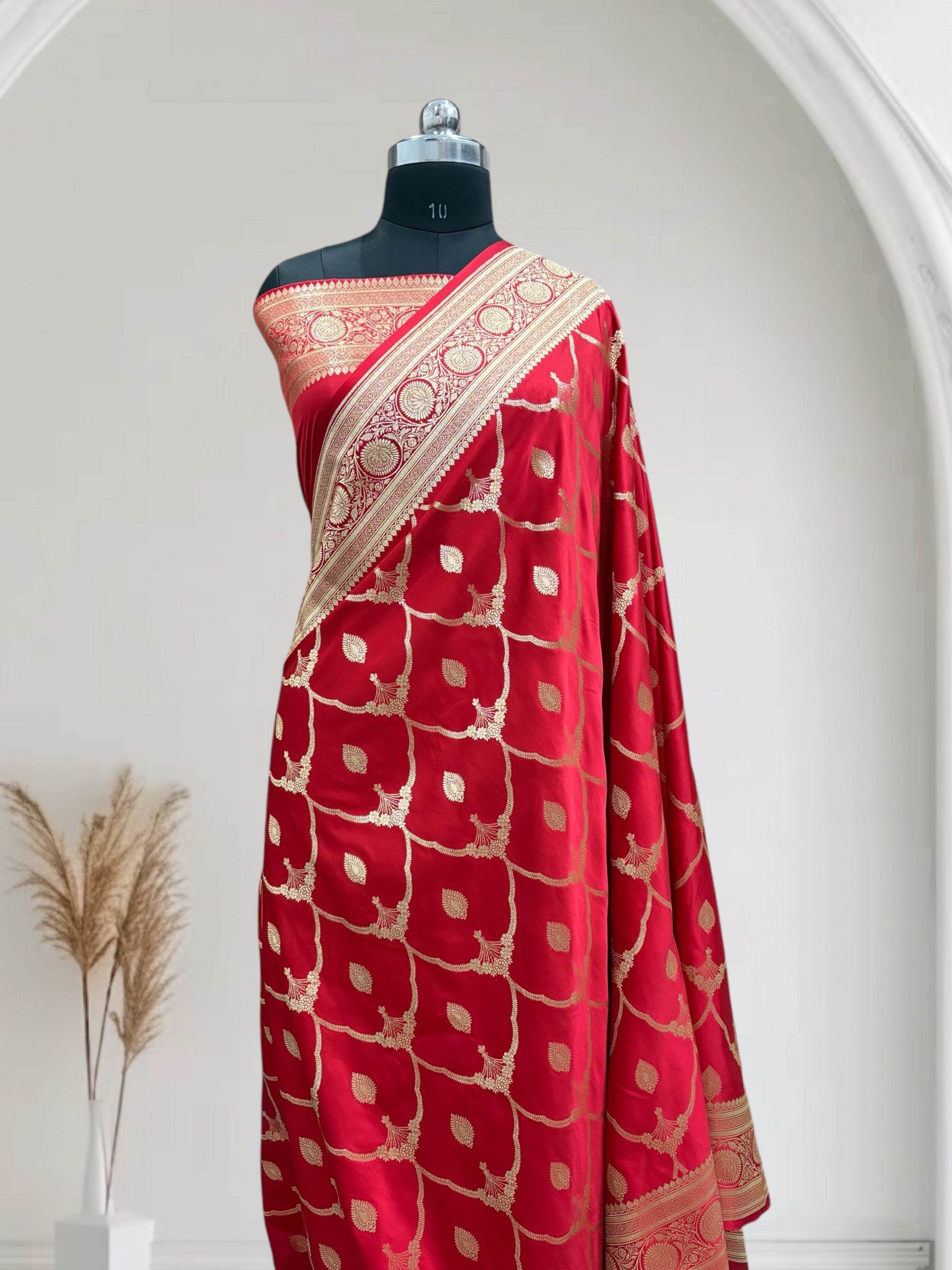 Red Beads Mashru Silk Saree - Zohra Silk