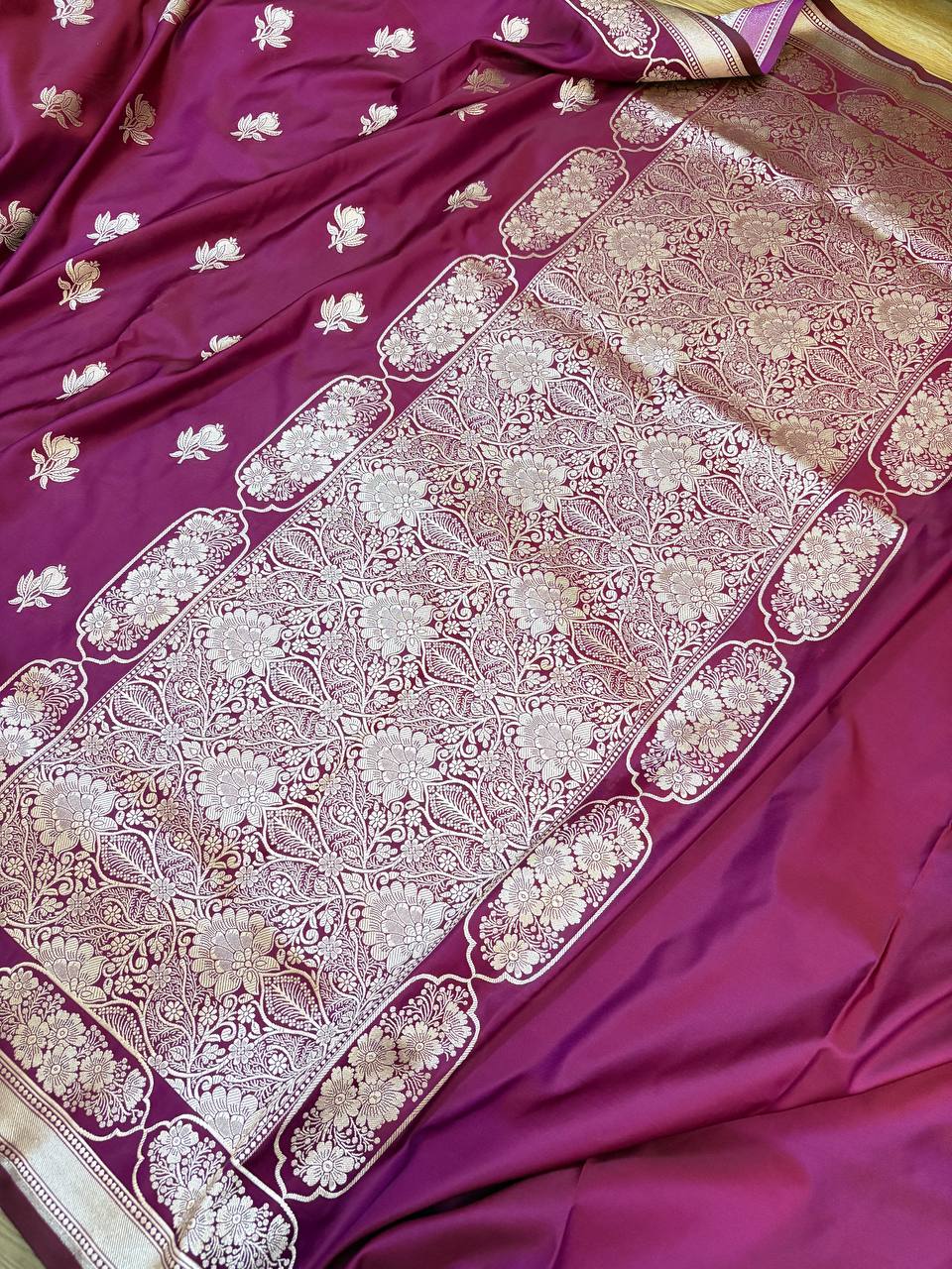 Magenta Dual-Tone Satin Silk Banarasi Saree – Buti Design