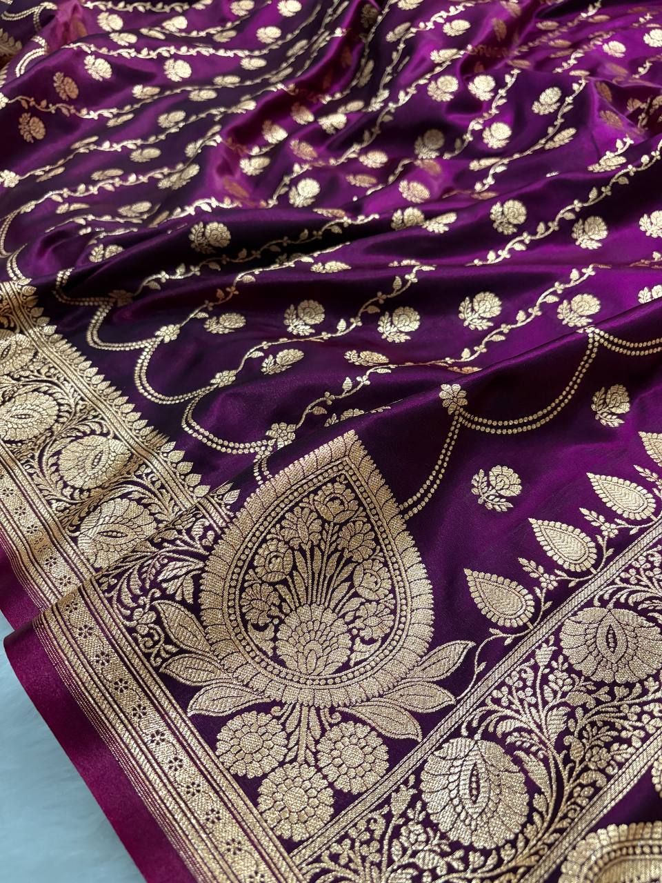 Magenta Araa Jaal Satin Silk Banarasi saree