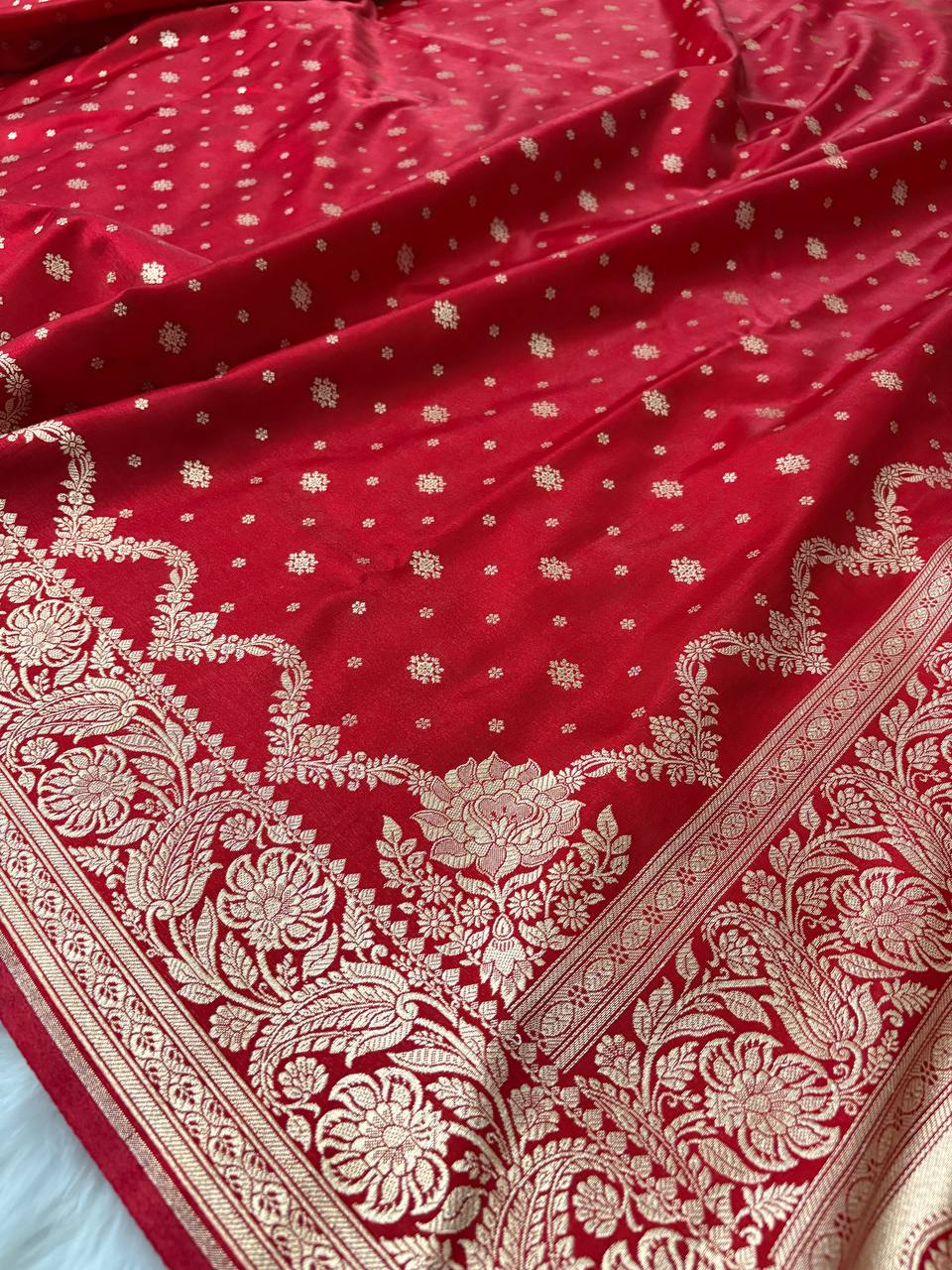 Red Sitara Buti Satin Silk Banarasi Saree