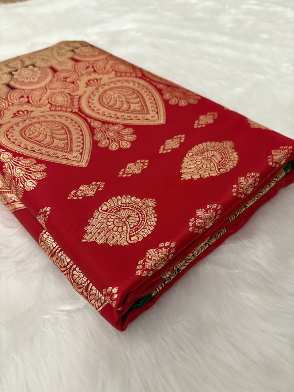 Red &amp; Green Katan Silk Banarasi Saree – A Stunning Contrast