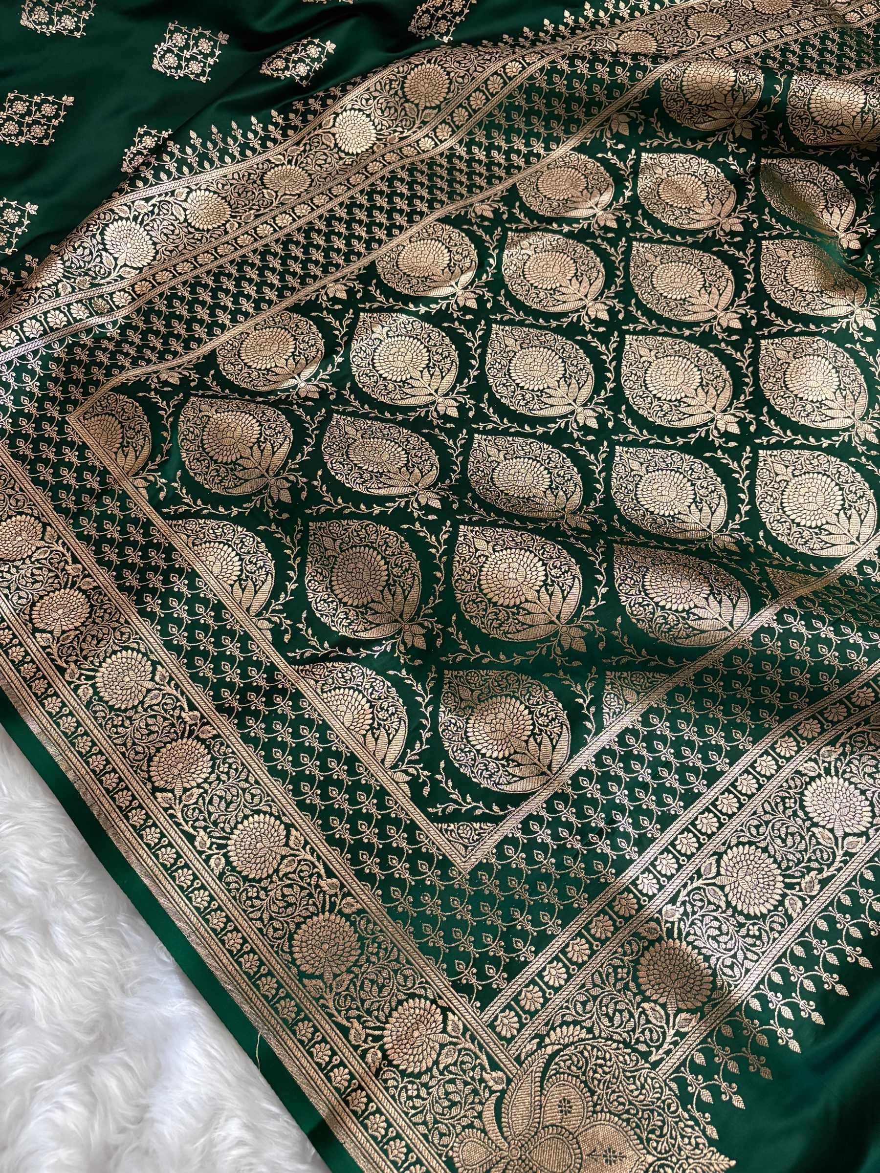 Bottle Green Kataan Silk Banarasi Saree – Light Golden Zari Work