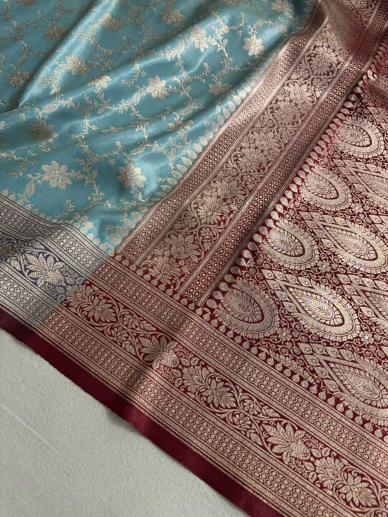 Light Firozi & Maroon Satin Silk Banarasi Saree Jaal Pttern