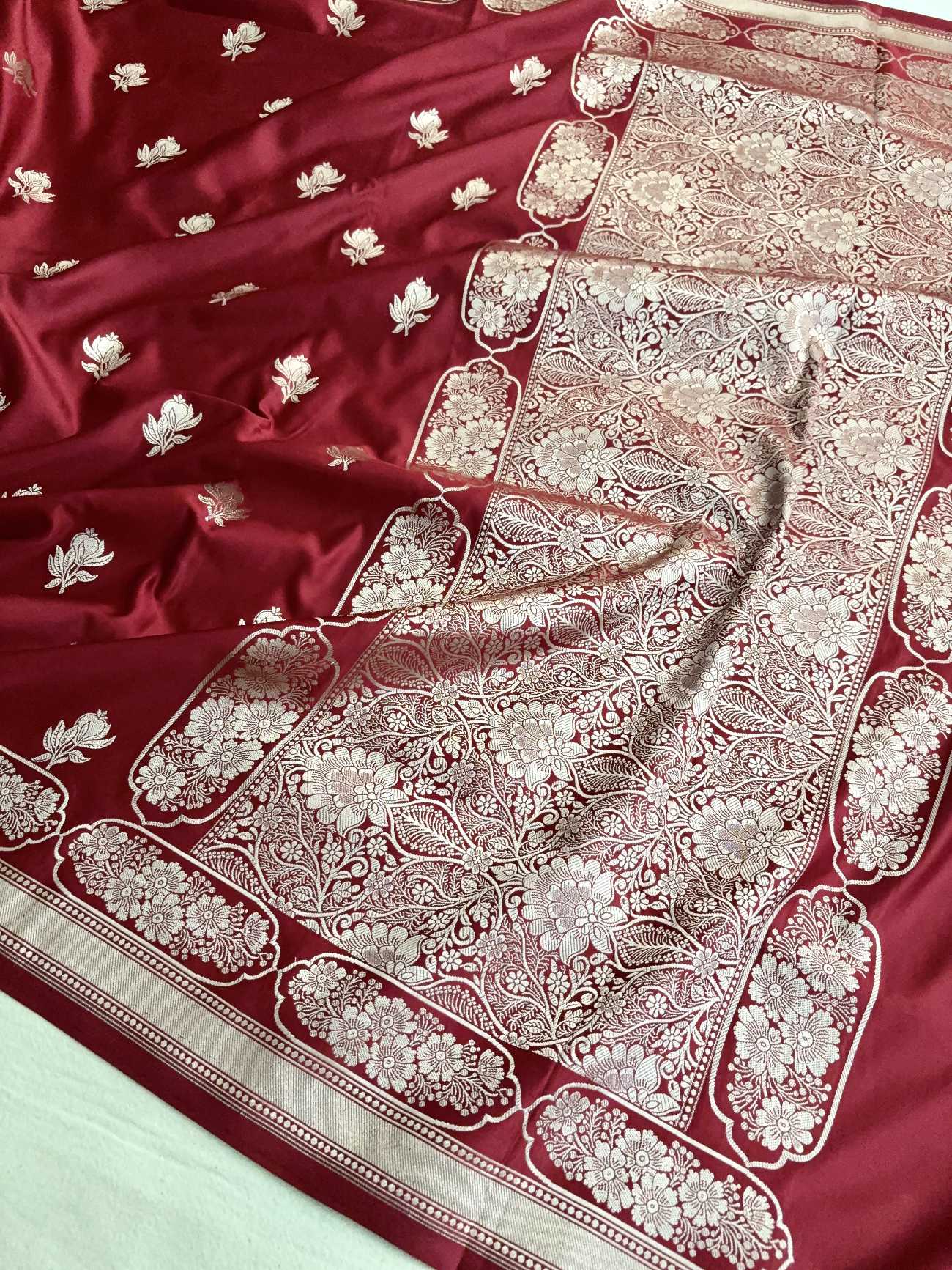 Peacock Shaded Soft Kataan Silk Banarasi Saree