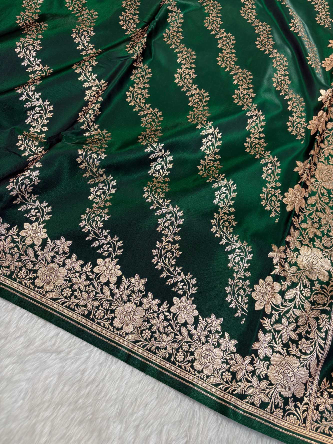 Laheriya Jaal Satin Silk Banarasi Saree Botel Green Shades