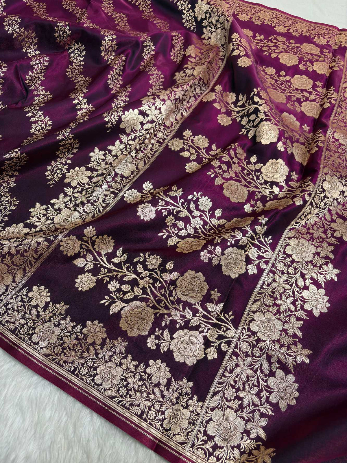 Laheriya Jaal Satin Silk Banarasi Saree Wine Shades
