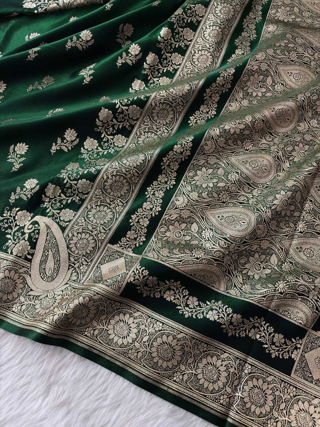 Botel Green Satin Silk Banarasi Fancy Saree