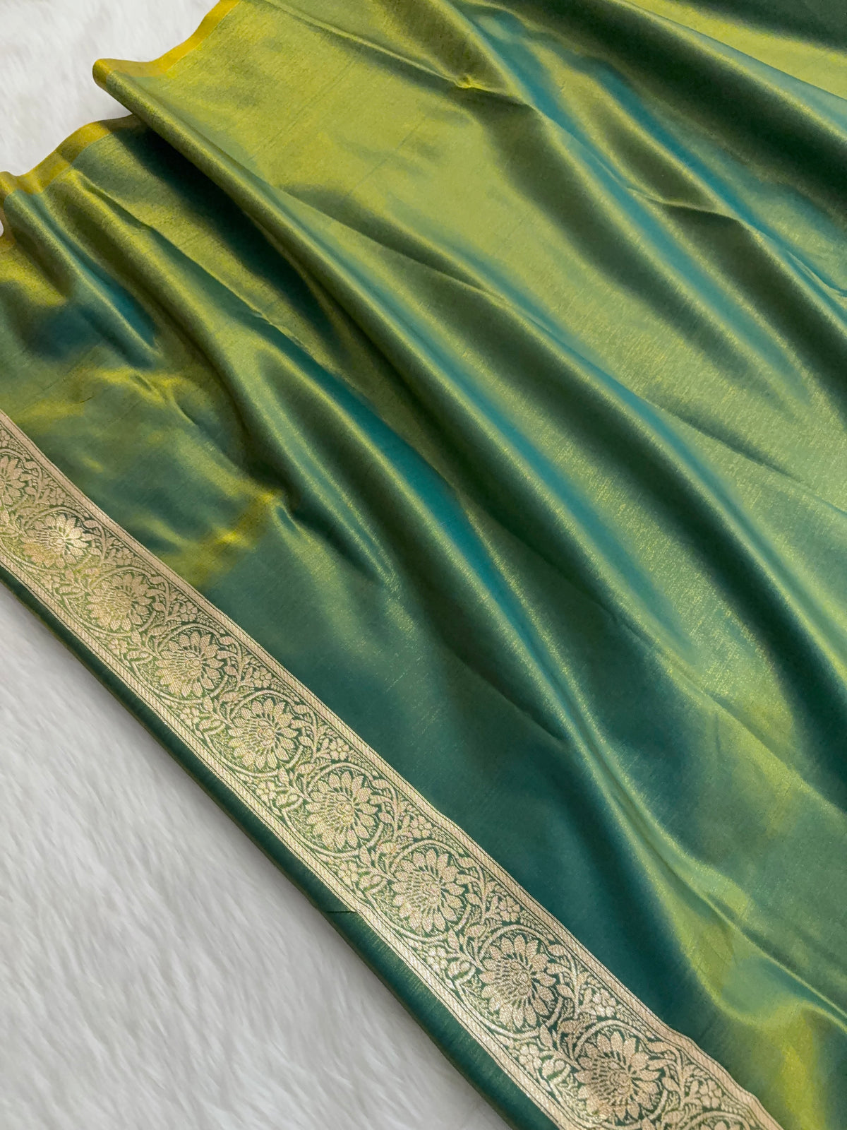 Mongiya Green Satin Silk Banarasi Saree Floral Swarna Latika Jaal