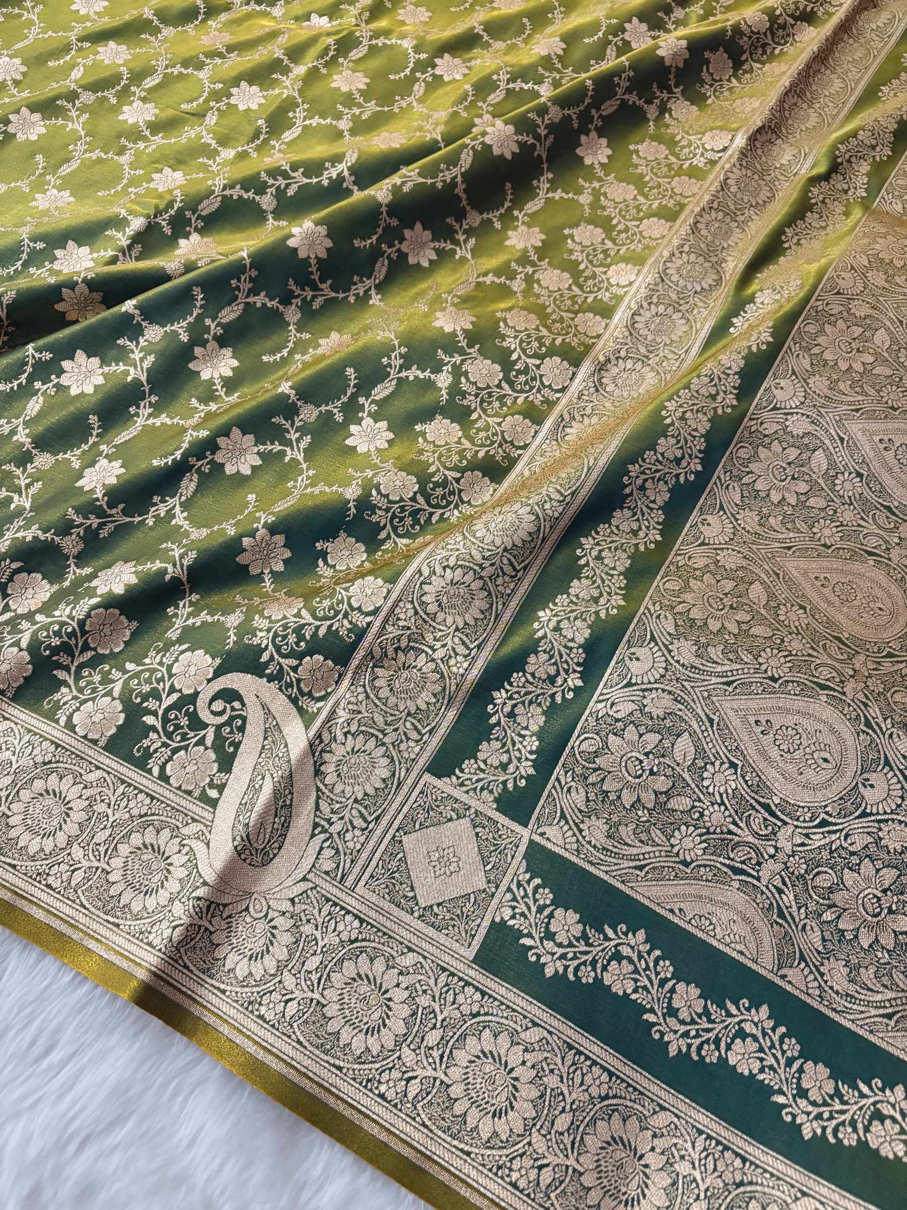 Mongiya Green Satin Silk Banarasi Saree Floral Swarna Latika Jaal