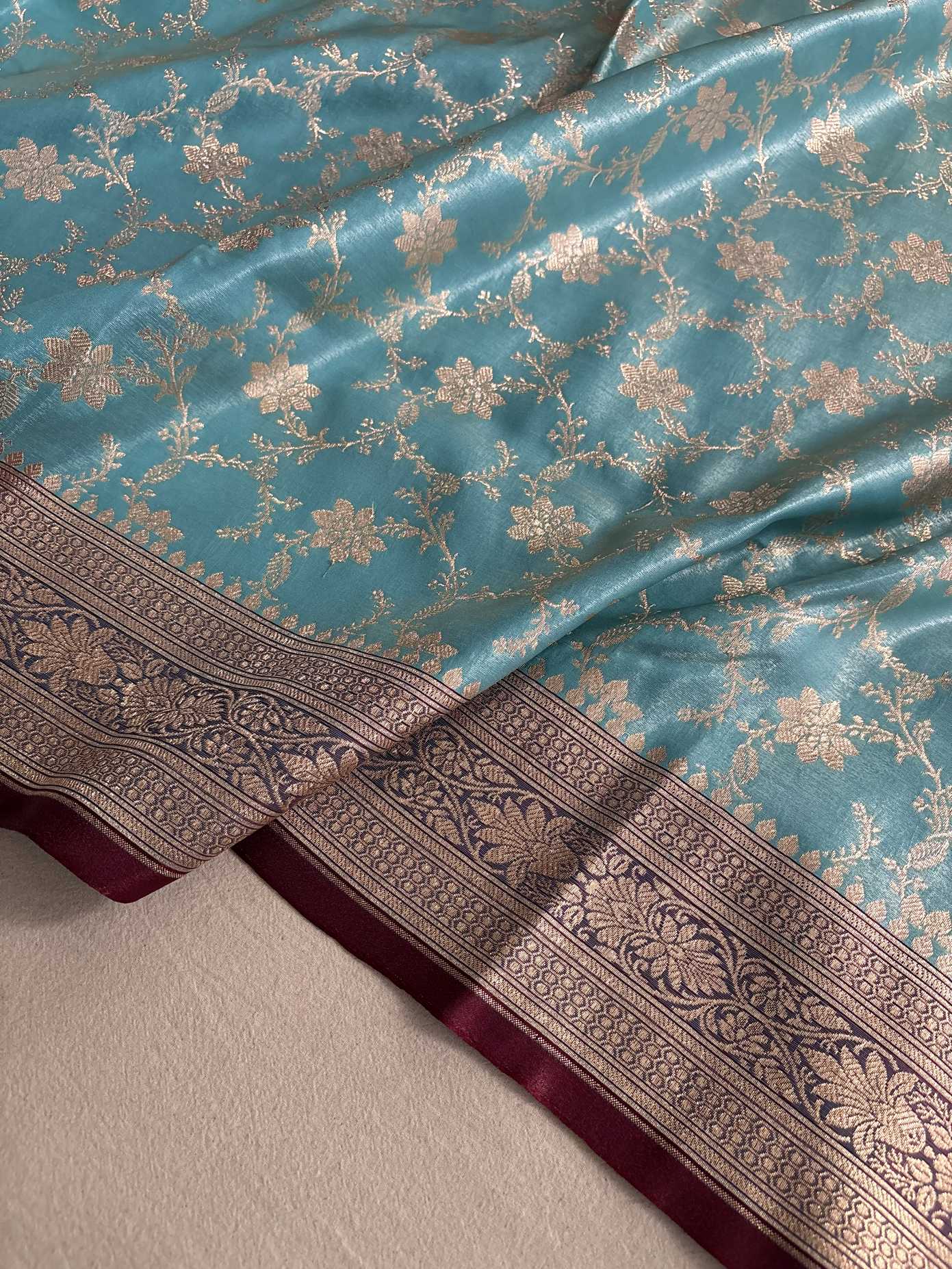 Light Firozi & Maroon Satin Silk Banarasi Saree Jaal Pttern